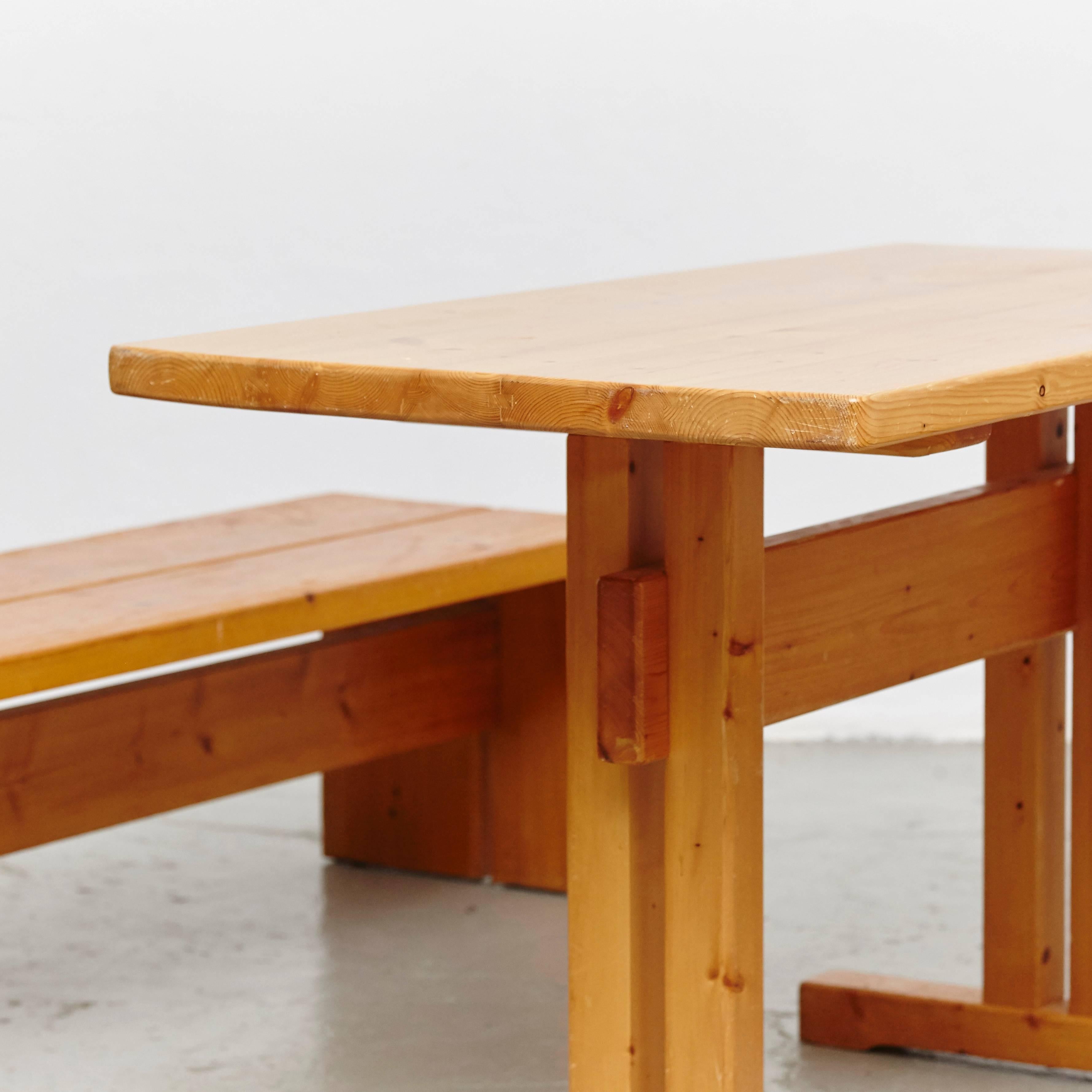 Charlotte Perriand Table and Benches for Les Arcs In Good Condition In Barcelona, Barcelona