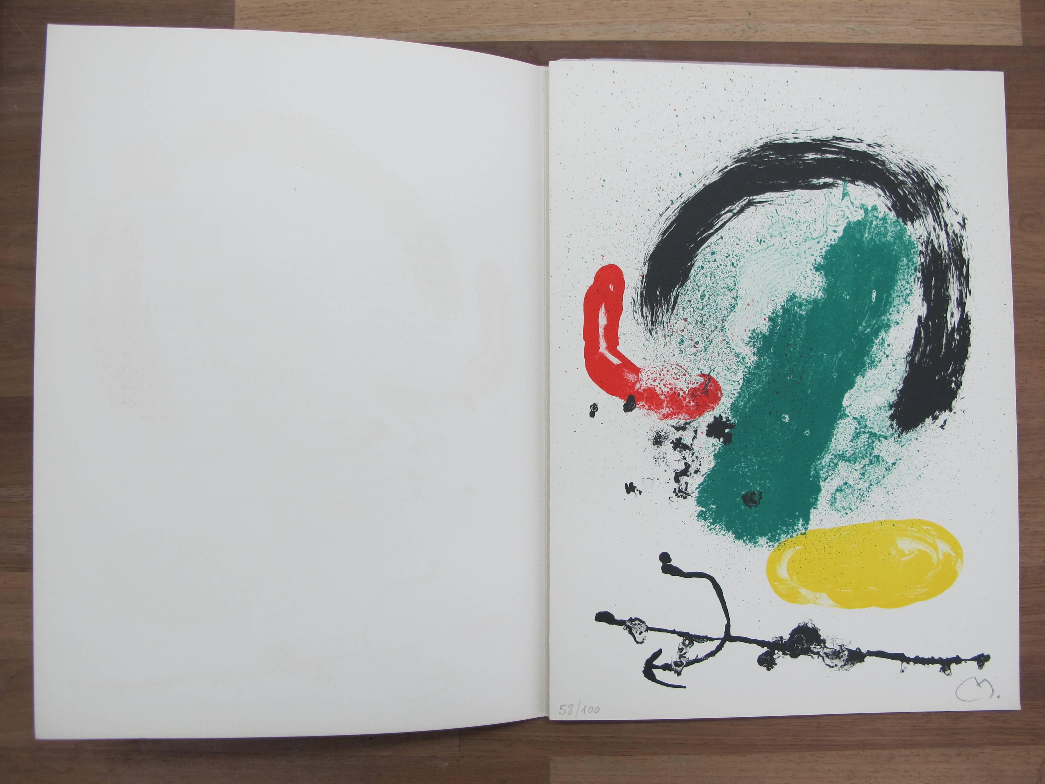 Joan Miró Album 19 with Four Original Lithographs In Good Condition In Barcelona, Barcelona