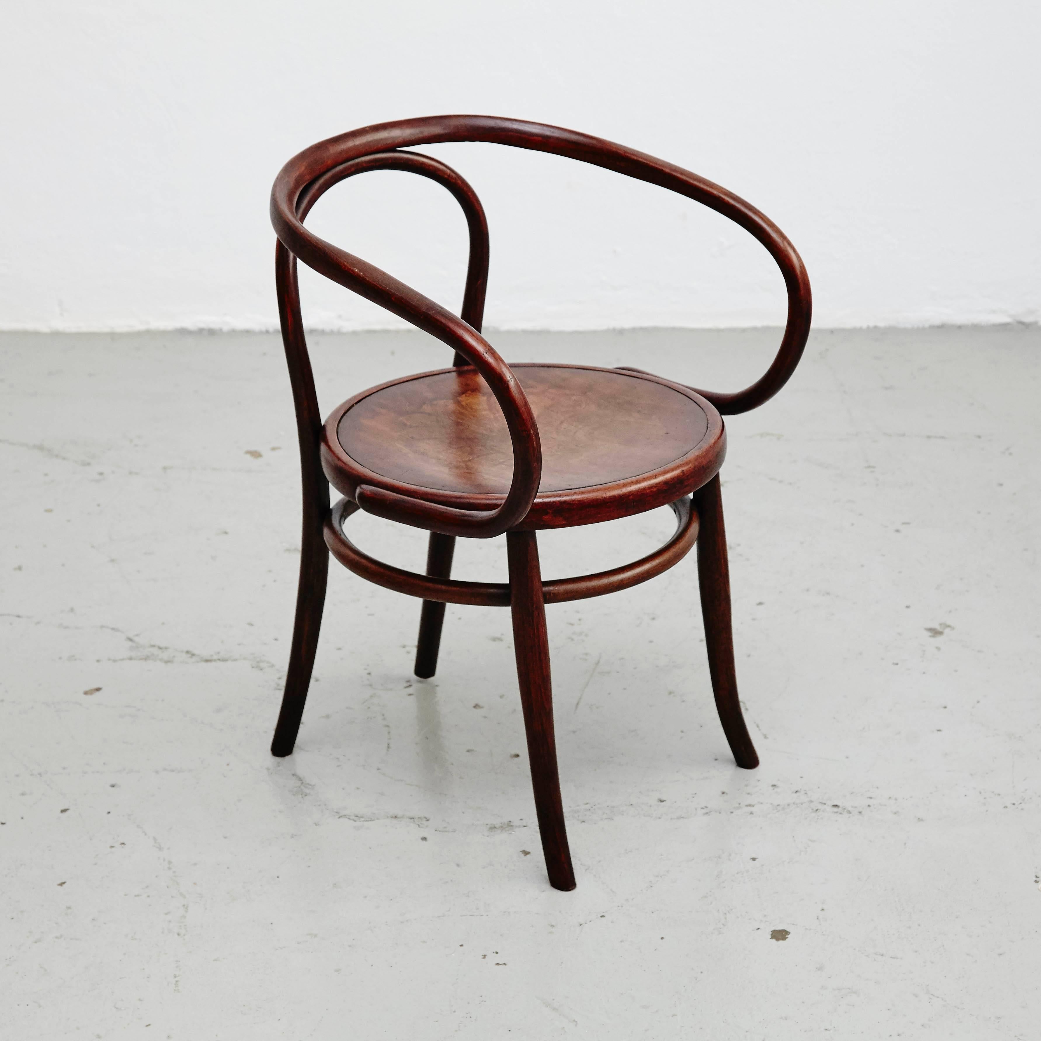 Set of nine Thonet armchair by August Thonet for Thonet.
This set of nine chairs include some Thonet chairs, some Bauman, some Mundus, Kohn and unlabeled chairs.
Bentwood and rush.

The measurements of each chair are slightly diferent from one