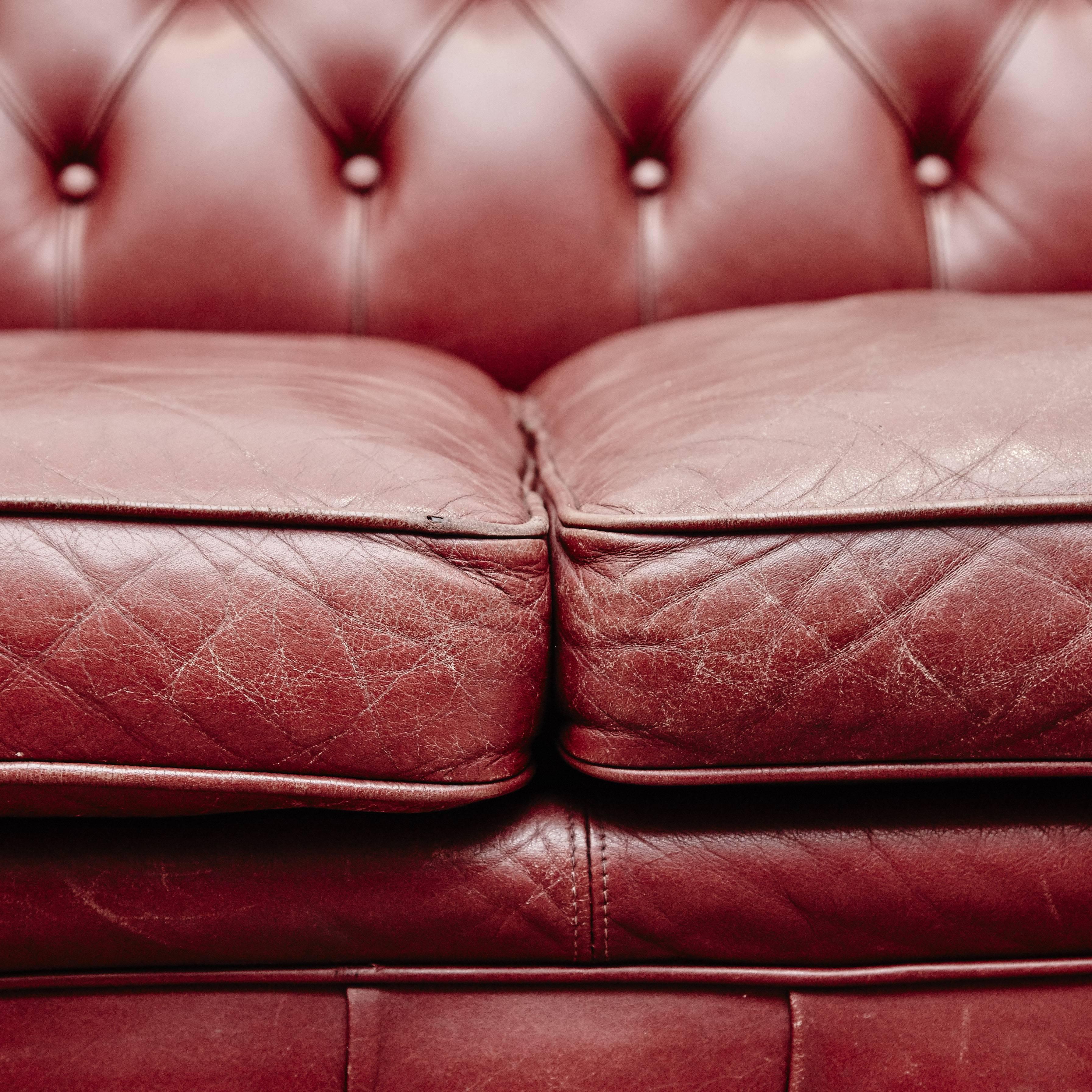 Leather Chesterfield Sofa and Pair of Armchairs by Arne Norell 1