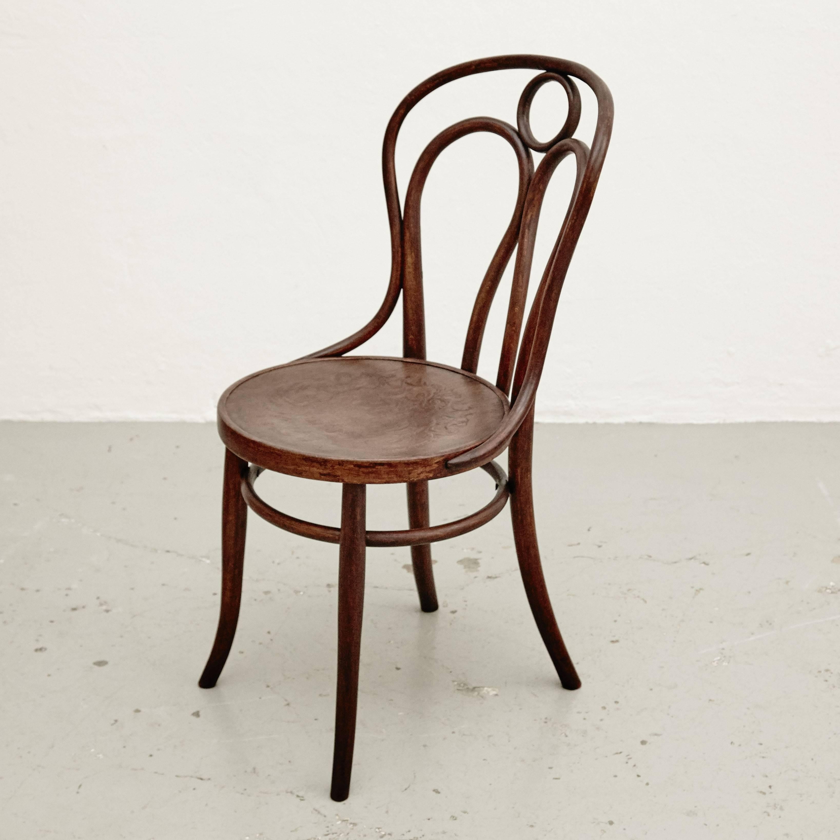 Bentwood Chair, designed by J & J.Khon around 1900 manufactured in Austria.

 In great original condition, with minor wear consistent with age and use, preserving a beautiful patina.

Jacob & Josef Kohn, also known as J. & J. Kohn, was an