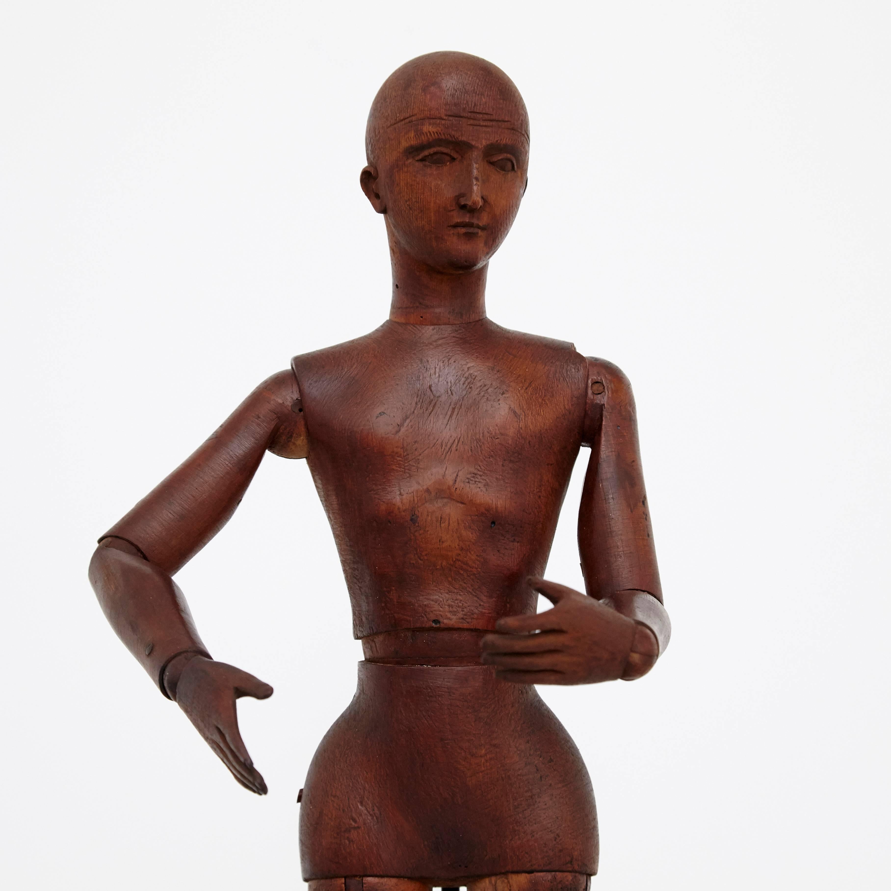 Rare 19th Century Wooden Articulated Mannequin In Good Condition In Barcelona, Barcelona