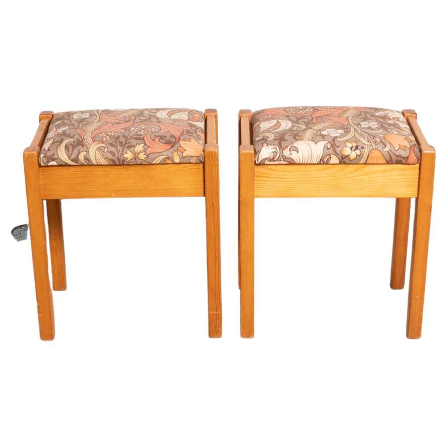 Set of two pine wood stools designed by Unknown Spanish designer, circa 1960
Made by unknown manufacturer, circa 1960

Pine wood and original upholstery fabric

In good original condition, preserving a beautiful patina, with minor wear consistent