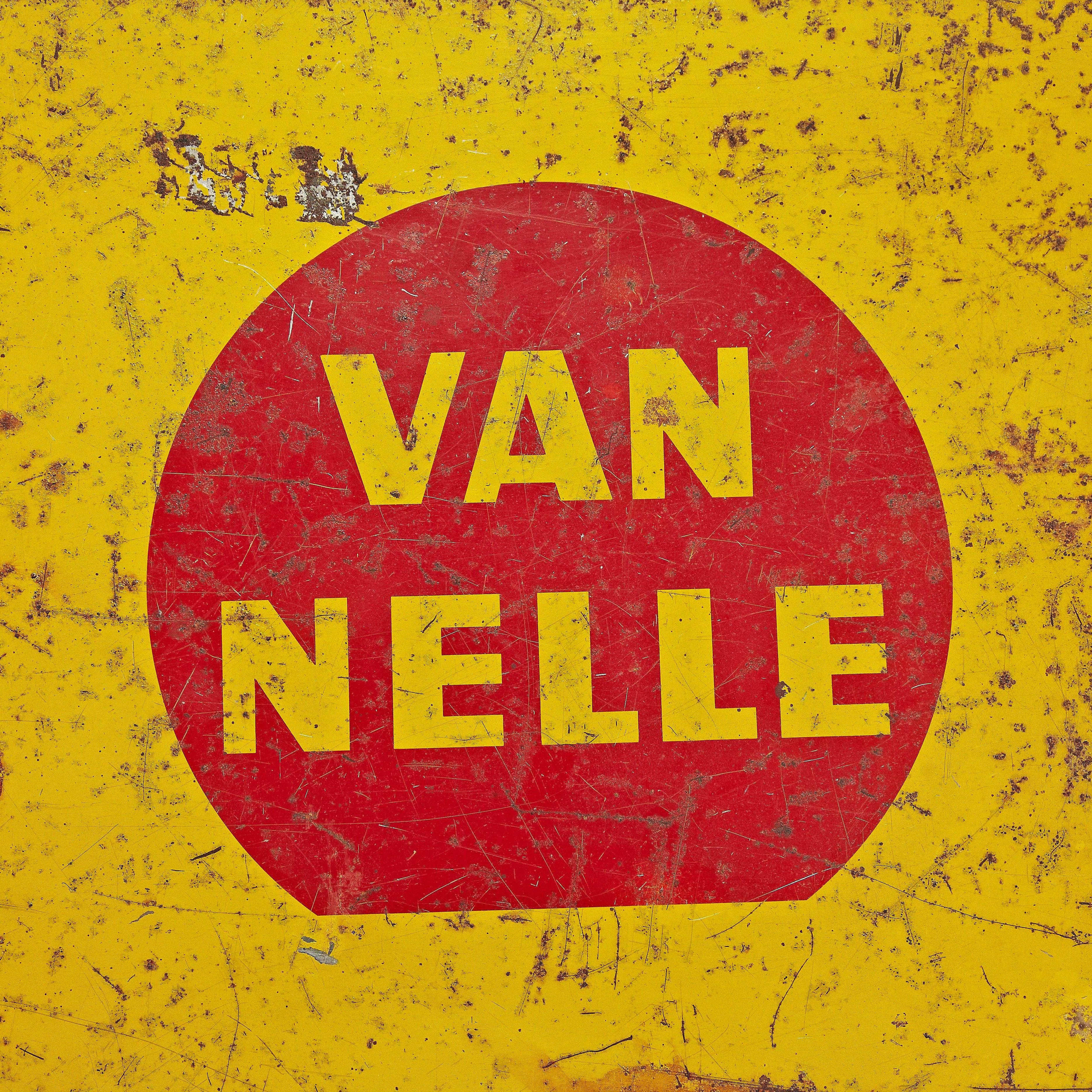 Van Nelle Tea Box by Jacques Jongert, circa 1930 1