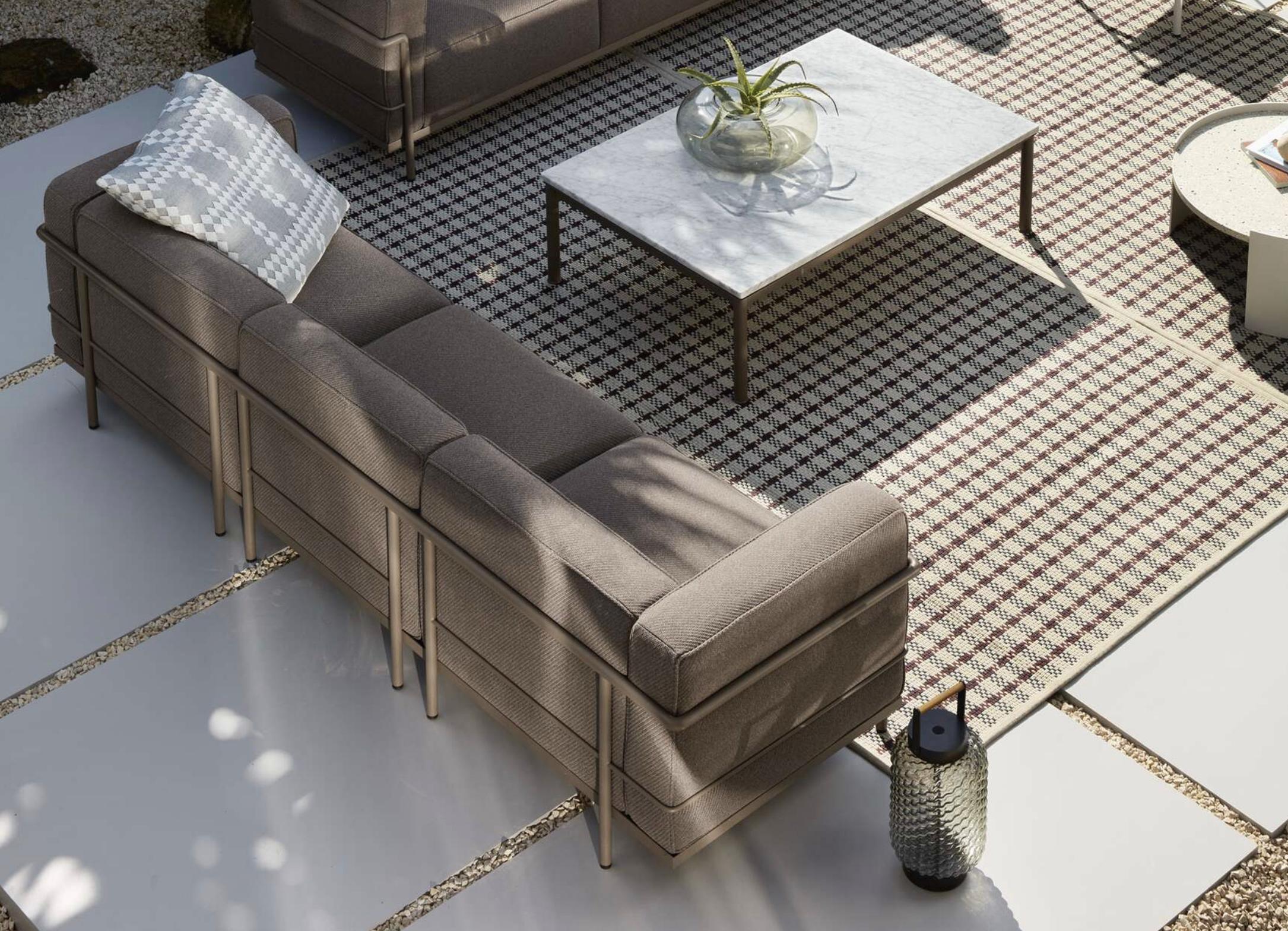Le Corbusier Table En Tube Basse, Outdoor For Cassina For Sale 1