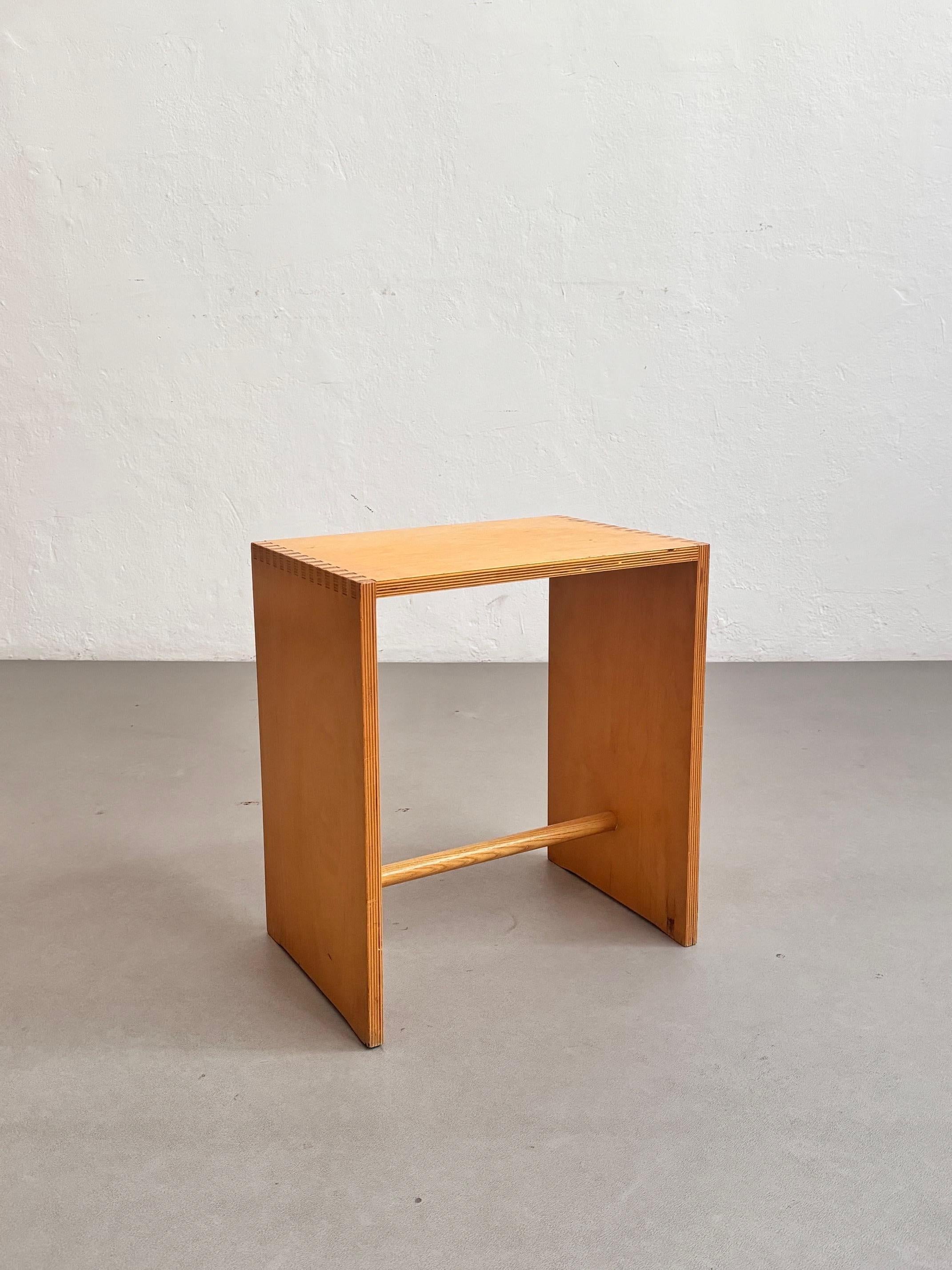 Bois Tabouret en bois laminé Max Bill, vers 1950 en vente