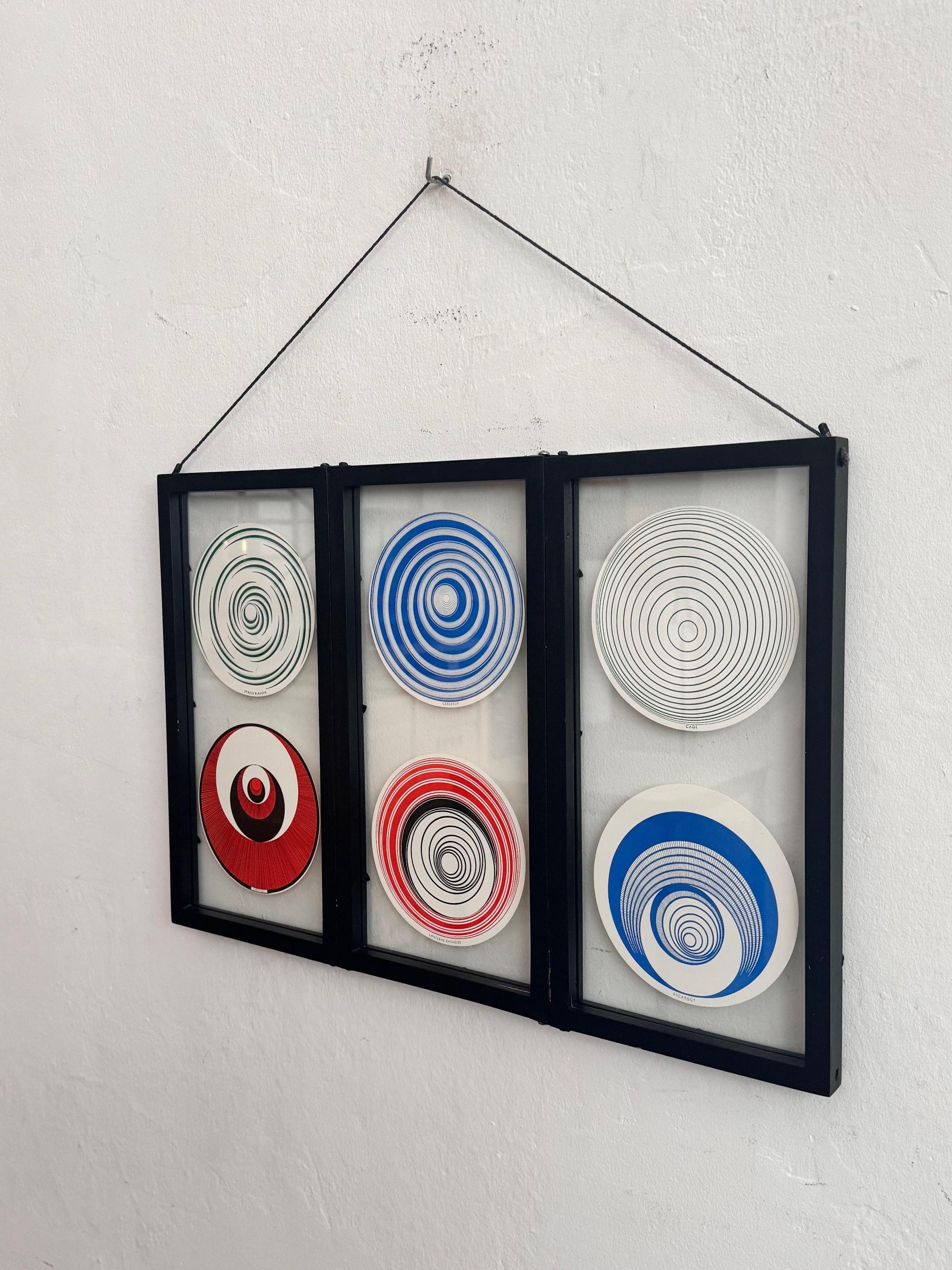 XXIe siècle et contemporain Ensemble de six rotoreliefs encadrés de Marcel Duchamp, 2000 en vente