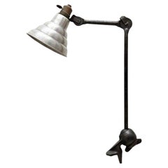 Lampe Gras Lampe de table industrielle moderne du milieu du siècle, vers 1930