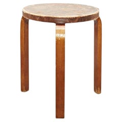 Sgabello raro di Alvar Aalto in legno e pelle per Artek, 1950 ca.