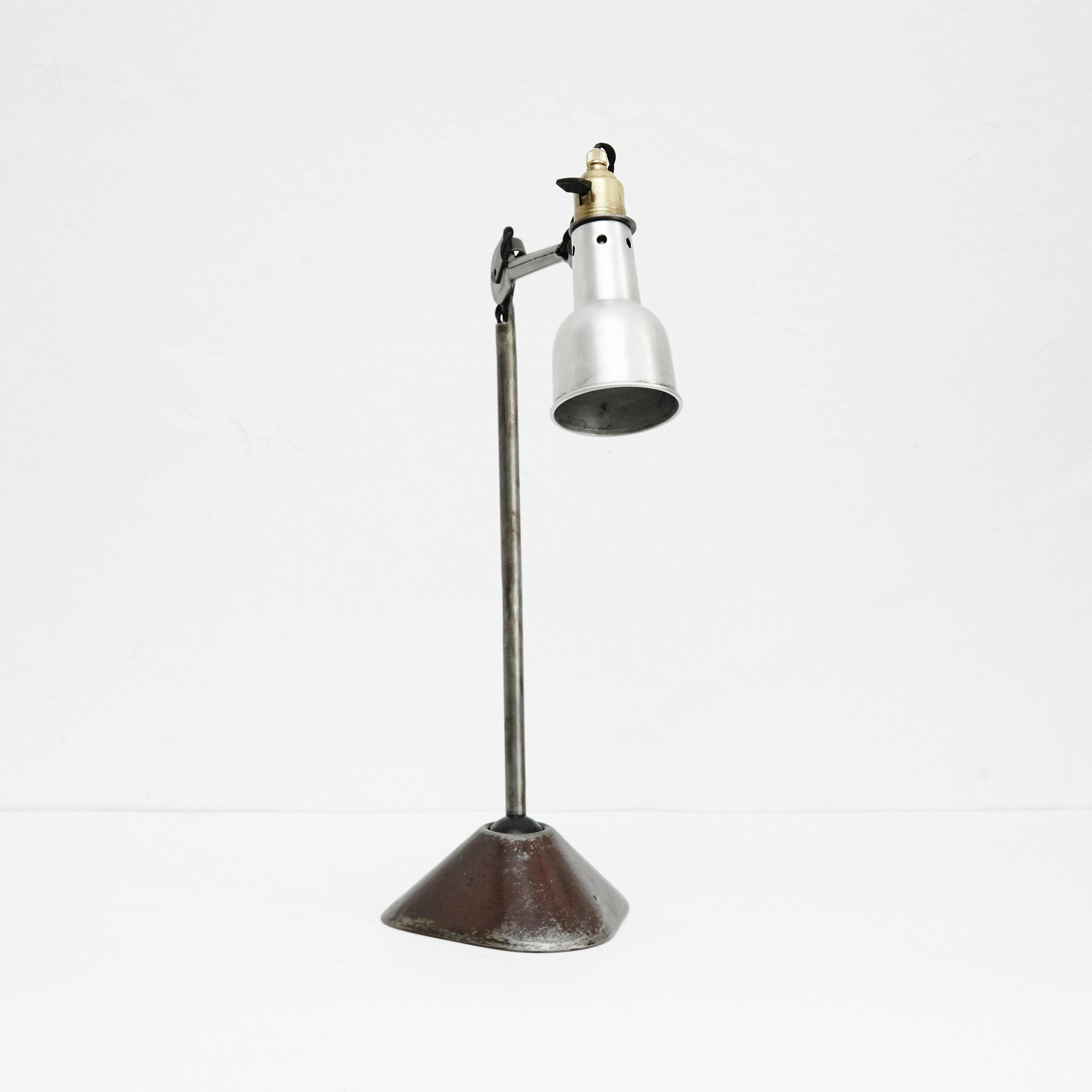 Lampe Gras Oculist Table Lamp, circa 1930 In Good Condition In Barcelona, Barcelona