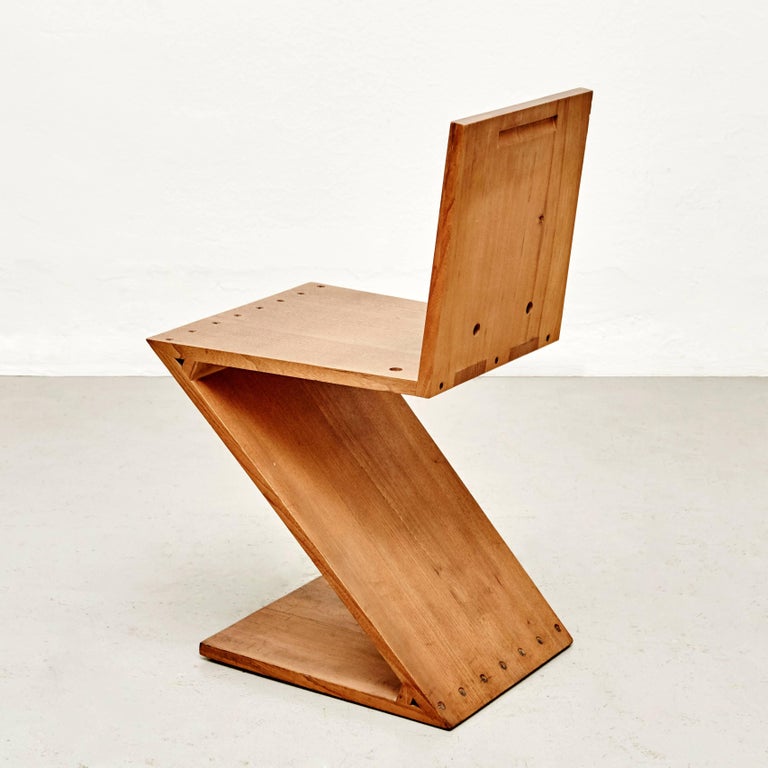 Gerrit Rietveld Zig-Zag Chair In Good Condition In Barcelona, Barcelona