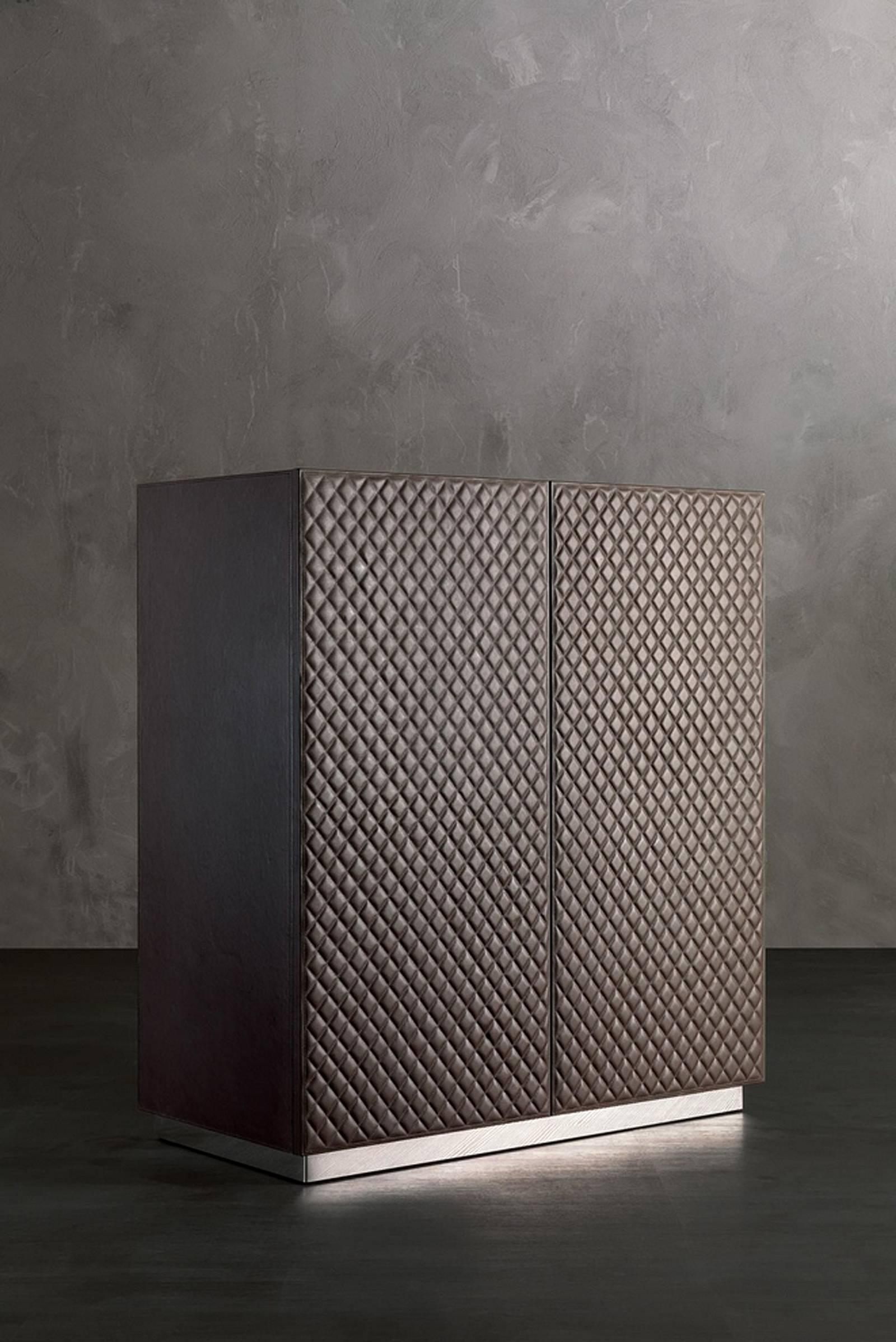 Contemporary Capitone Bar or Cabinet in Dark Oak and Genuine Leather For Sale