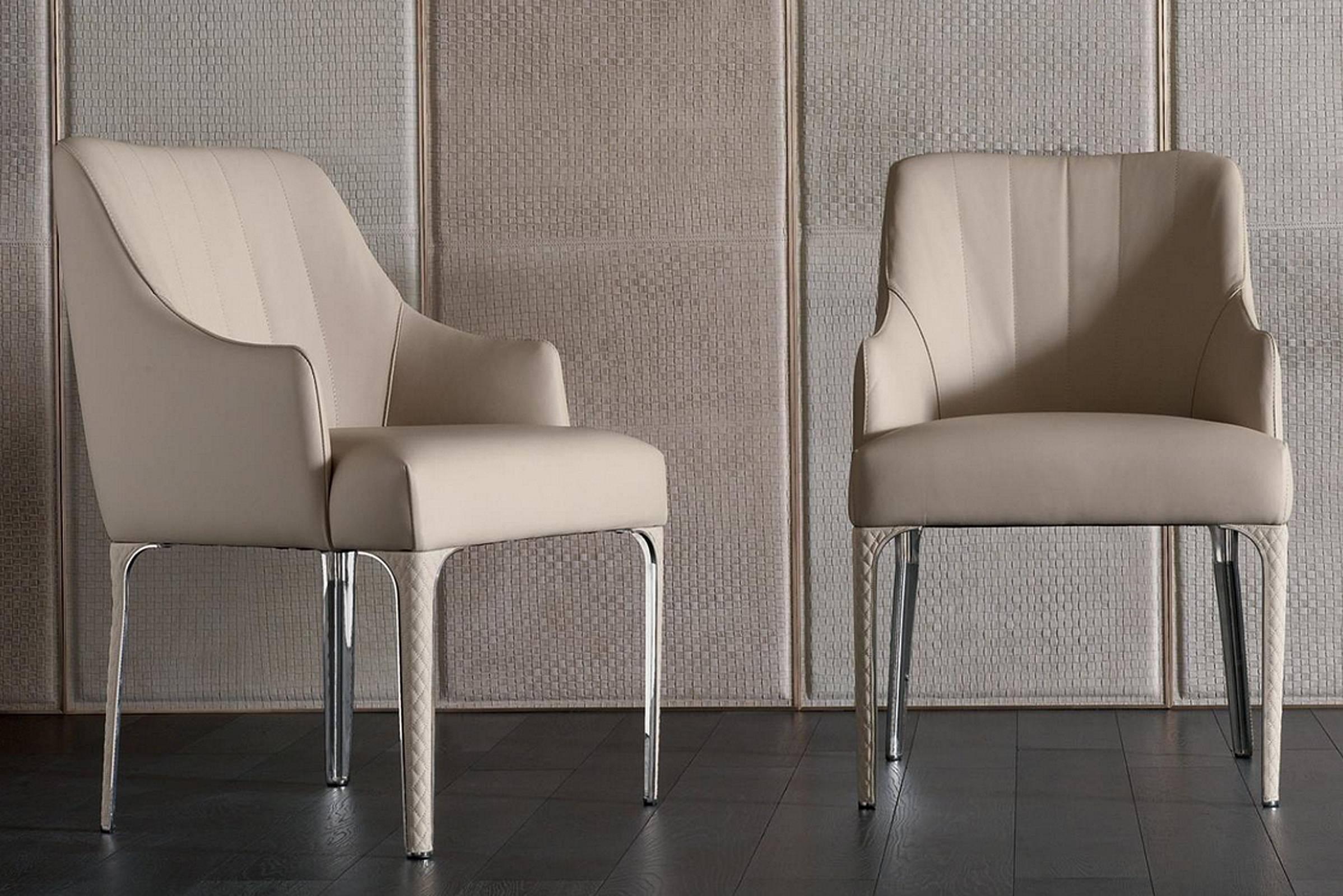 Prima-Stuhl aus echtem Leder und Bronzestruktur (Italienisch) im Angebot