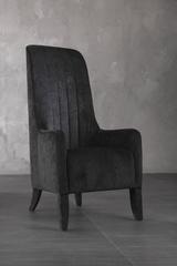 Sillón Ramses de tela con estructura de madera