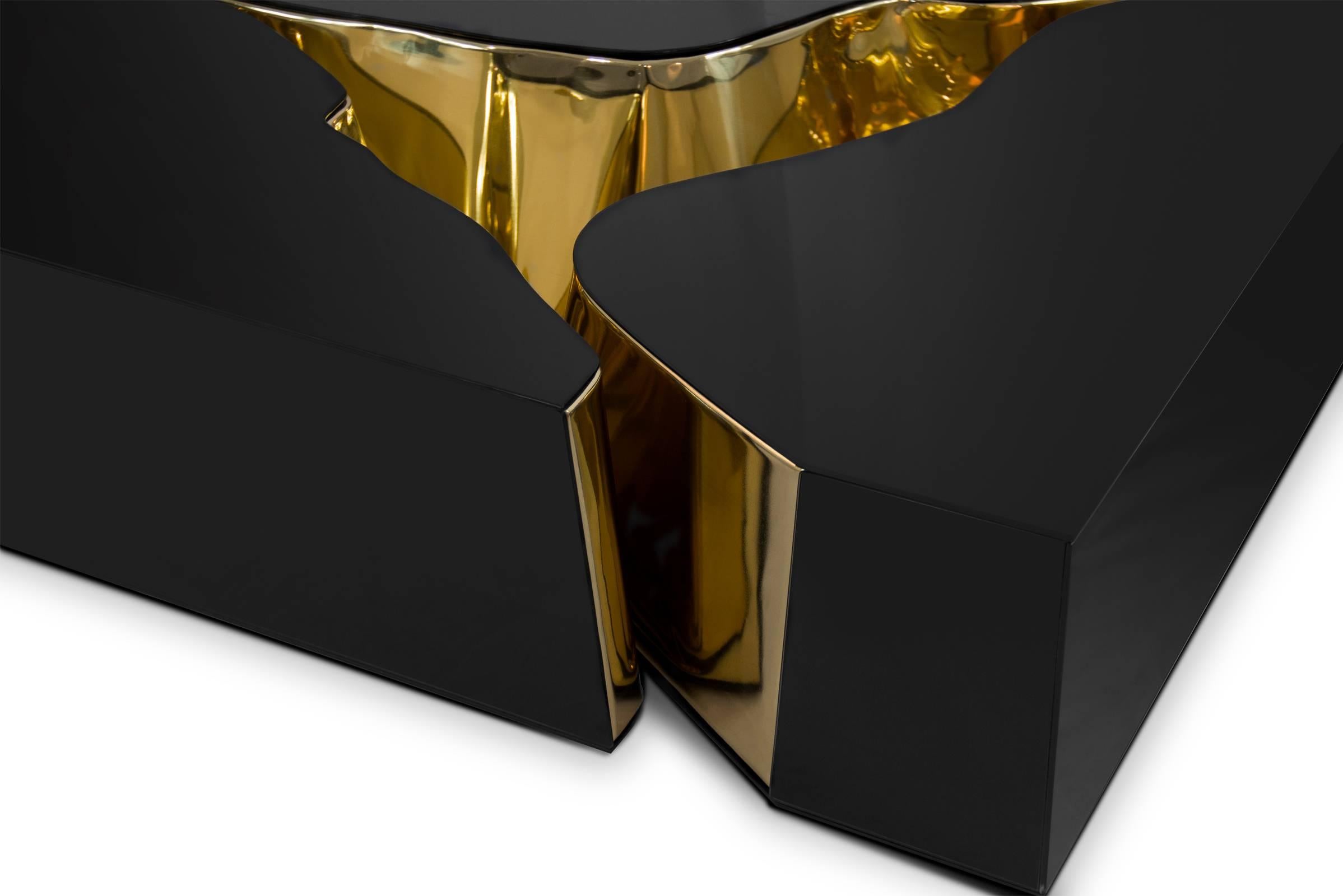 Contemporary Paradise Coffee Table in coated polished stainless steel and Polished Brass For Sale