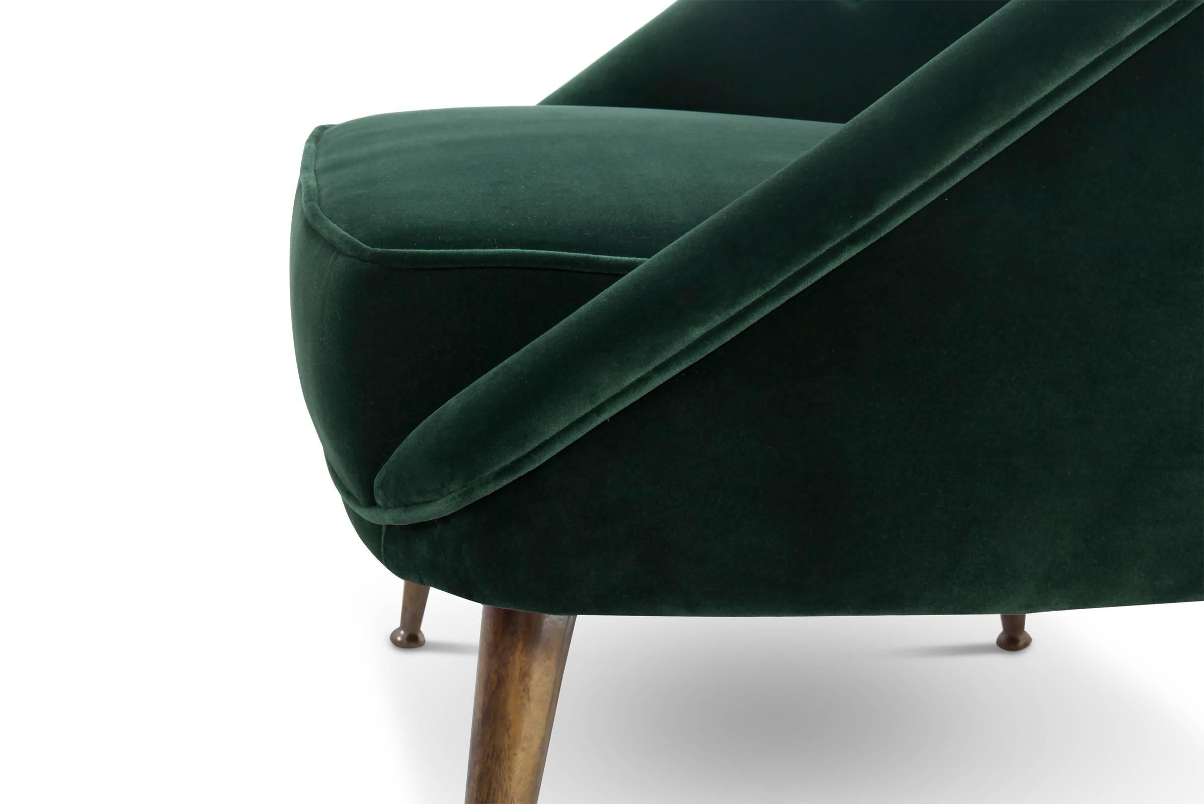 Hand-Crafted Smart Armchair in Green Cotton Velvet with Aged Brass Feet For Sale