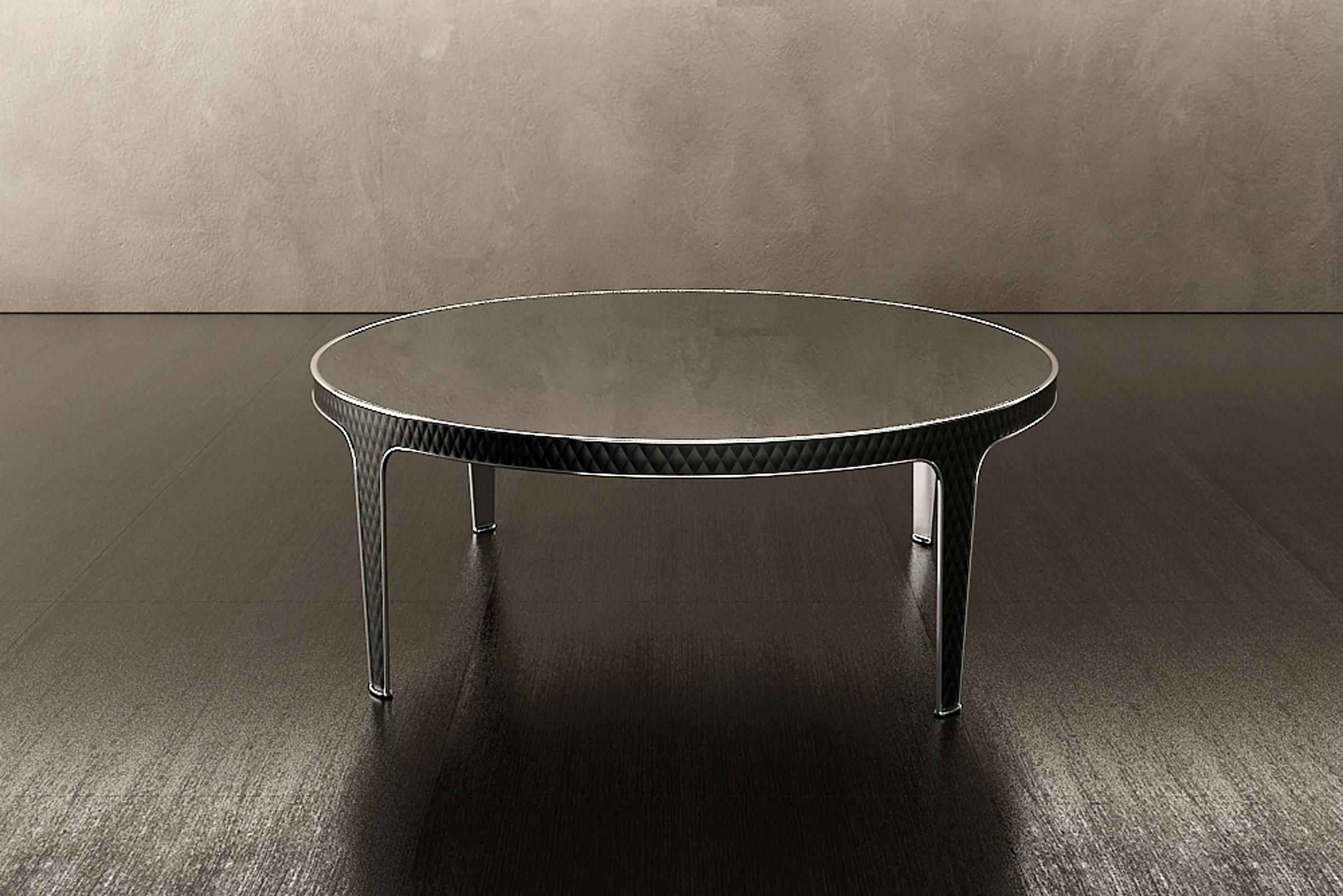 Runder Couchtisch Schatten
stahlbeine mit Lederbezug Kategorie C.
Marmor-Oberfläche.
Tisch mit Bronzestruktur erhältlich
und Glas- oder Lederplatte.
Erhältlich mit anderen Abmessungen.

