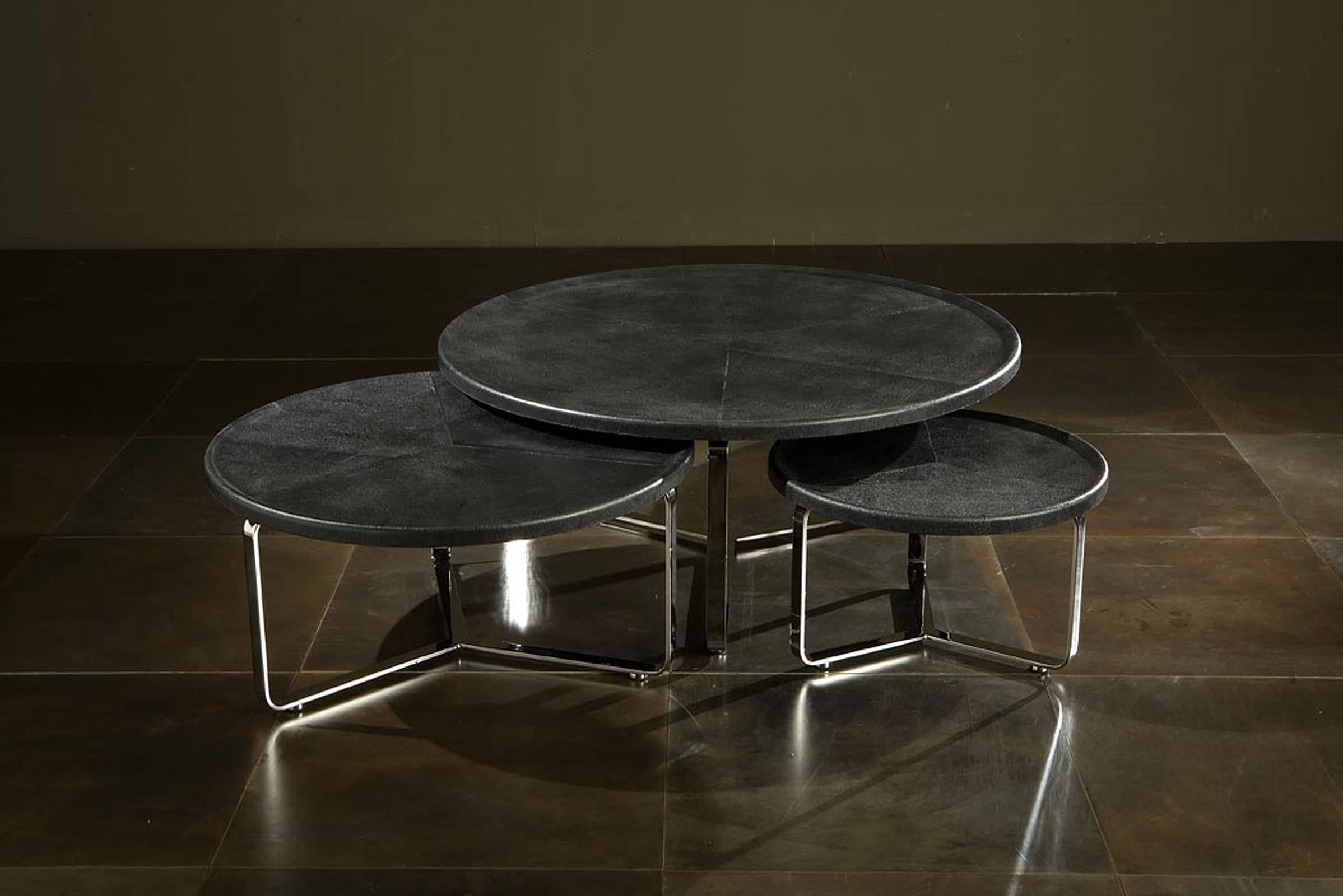 Edge Coffee Table Polished Stainless Steel Structure and Leather Top In Excellent Condition For Sale In Paris, FR
