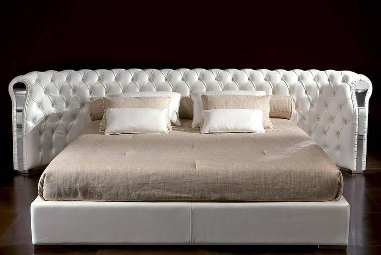 Harvard Bed with headboard matelasse with shiny steel details For Sale