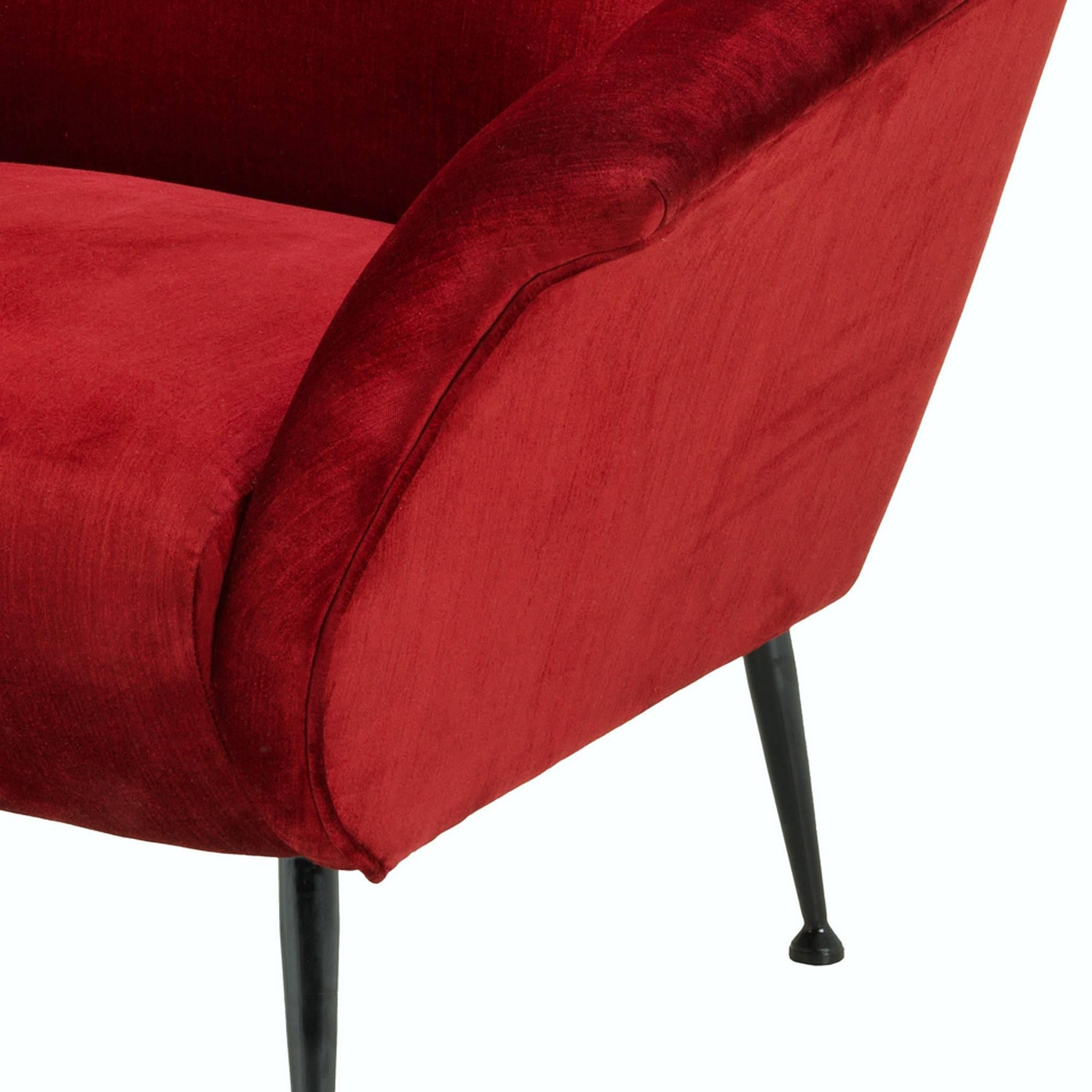 Red Lounge Chair with Red Essex Fabric and Bronze Legs In Excellent Condition In Paris, FR