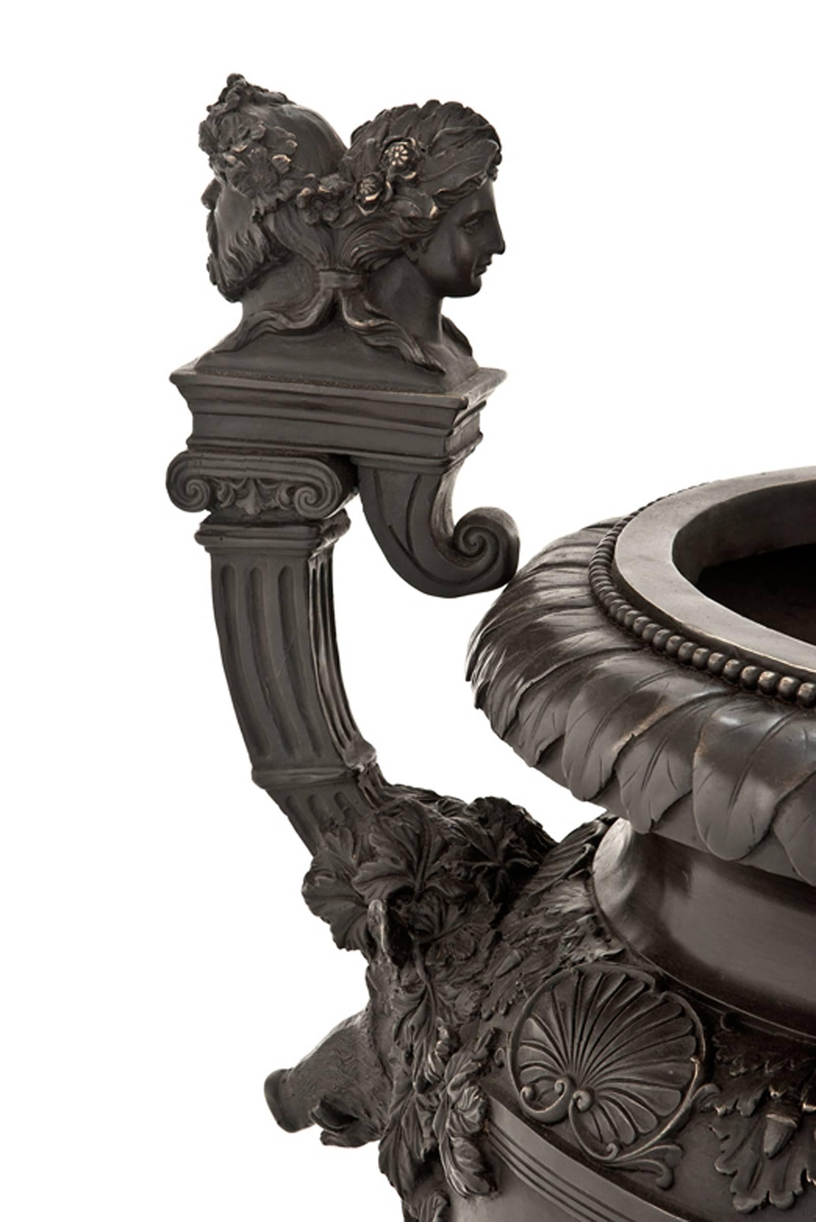 Versailles Vase in Bronze with Bronze Patina 2