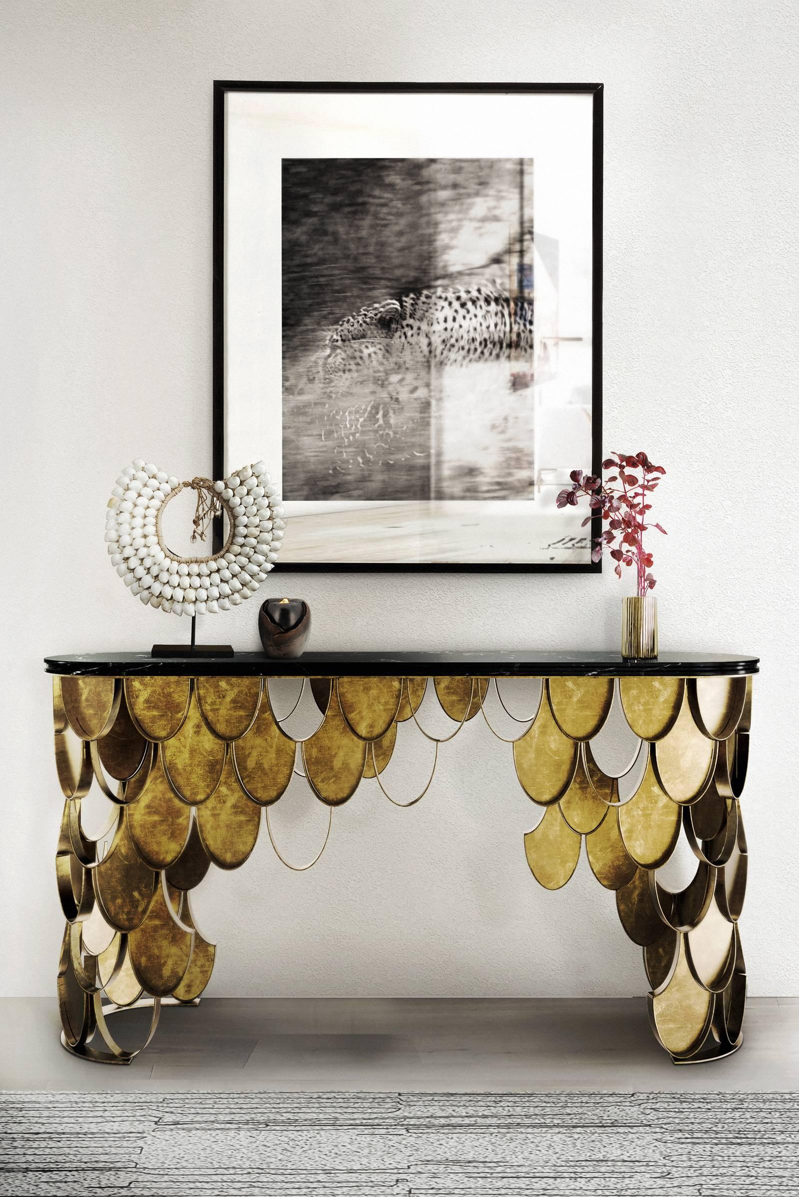 Carpus Console in Brushed Aged Brass with Nero Marble Top For Sale 1