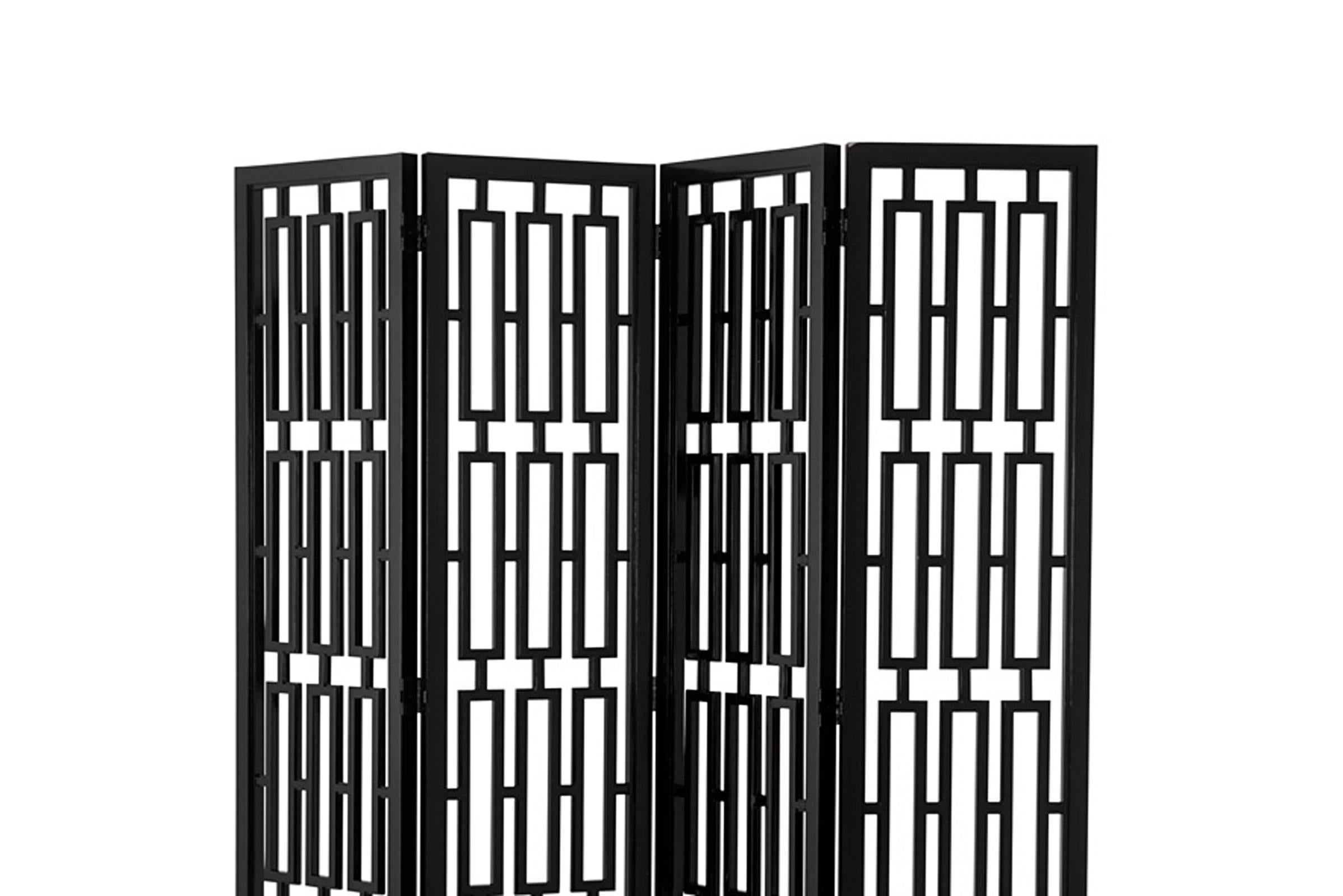 Folding screen black lacquered on
mahogany wood structure.
Pacific Comapgnie collection.