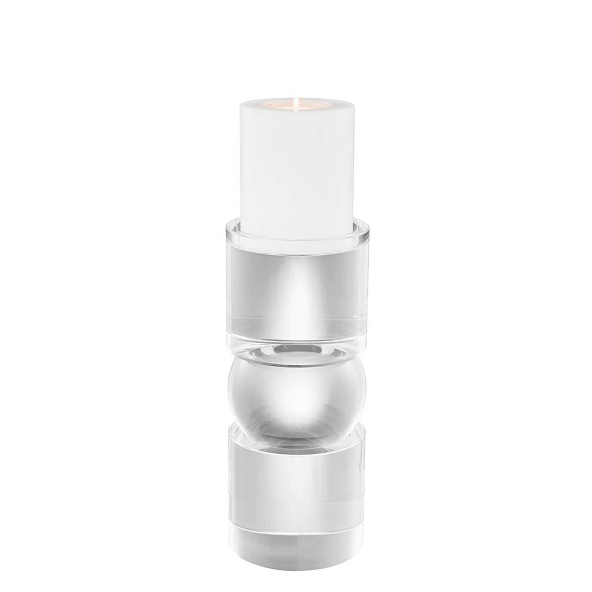 Candleholder pearl in crystal glass.
Available in Ø12.5 x H 36cm, price: 790,00€.
