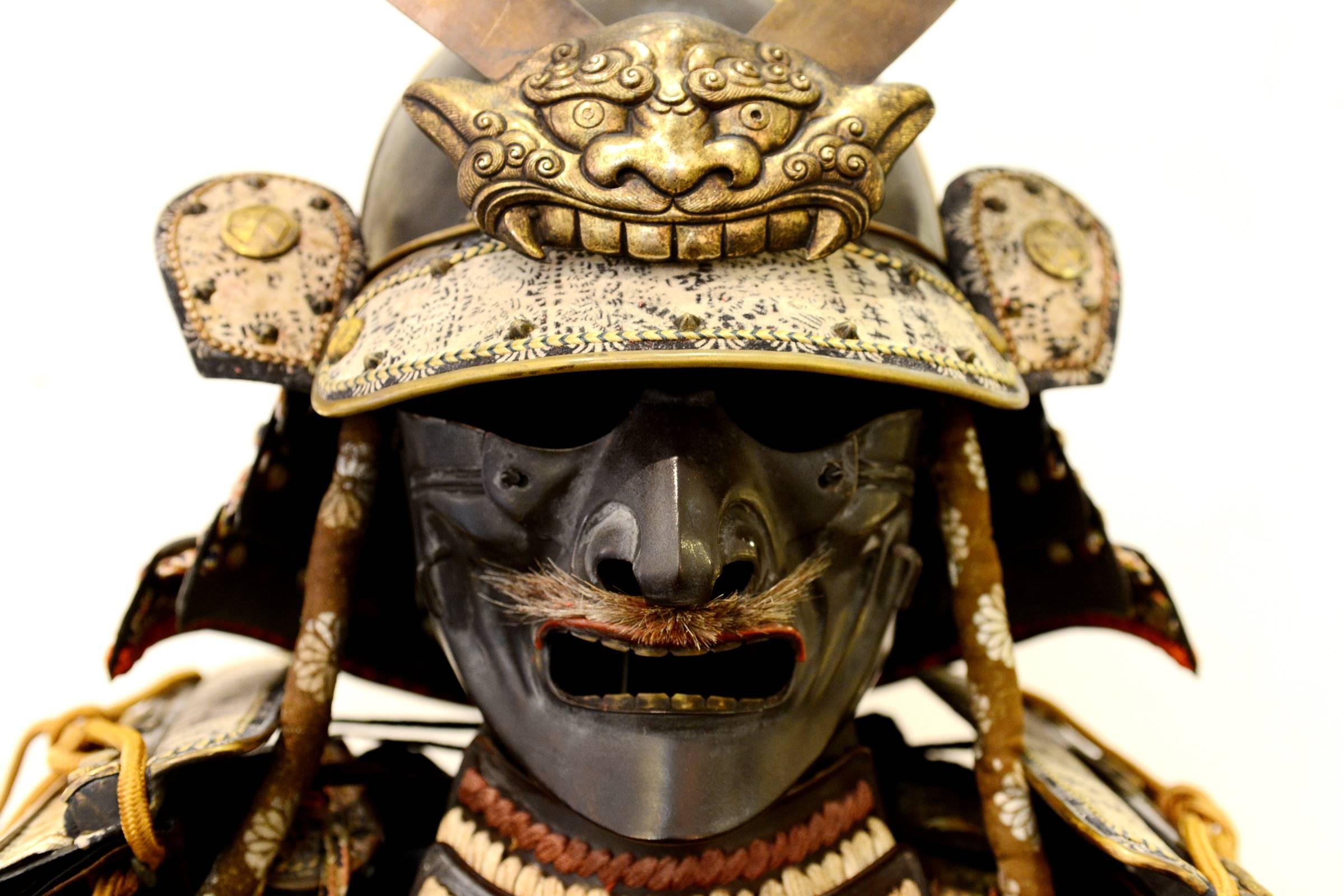 Samurai Armor Yoroï 1880 Hoso-Kawa Family In Excellent Condition In Paris, FR