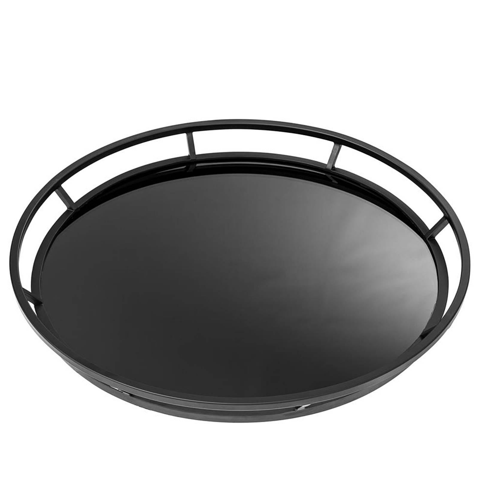 Round tray black in stainless steel matte 
black finish with black mirror glass.
