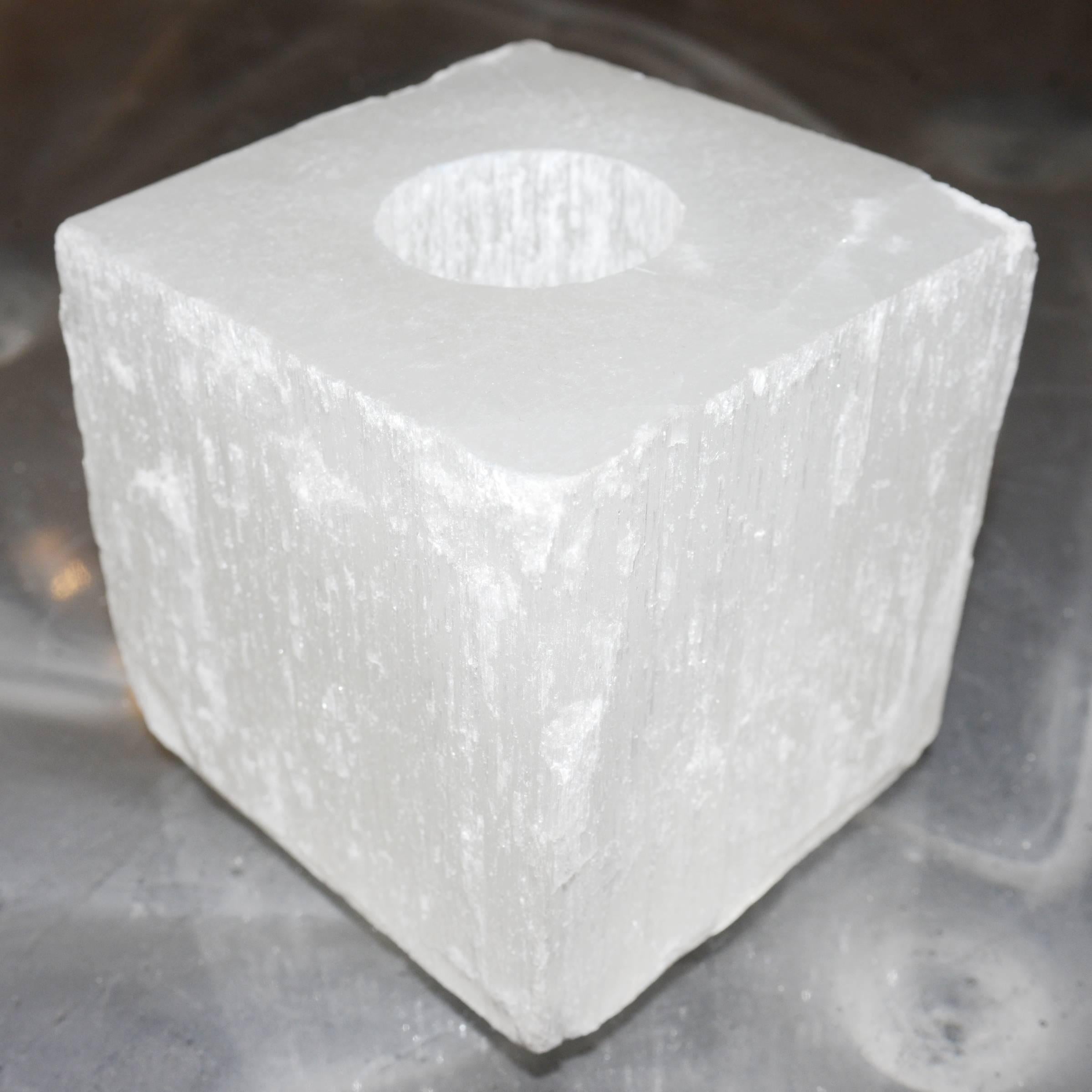 Crystal Rock Cube Candleholder In Excellent Condition In Paris, FR