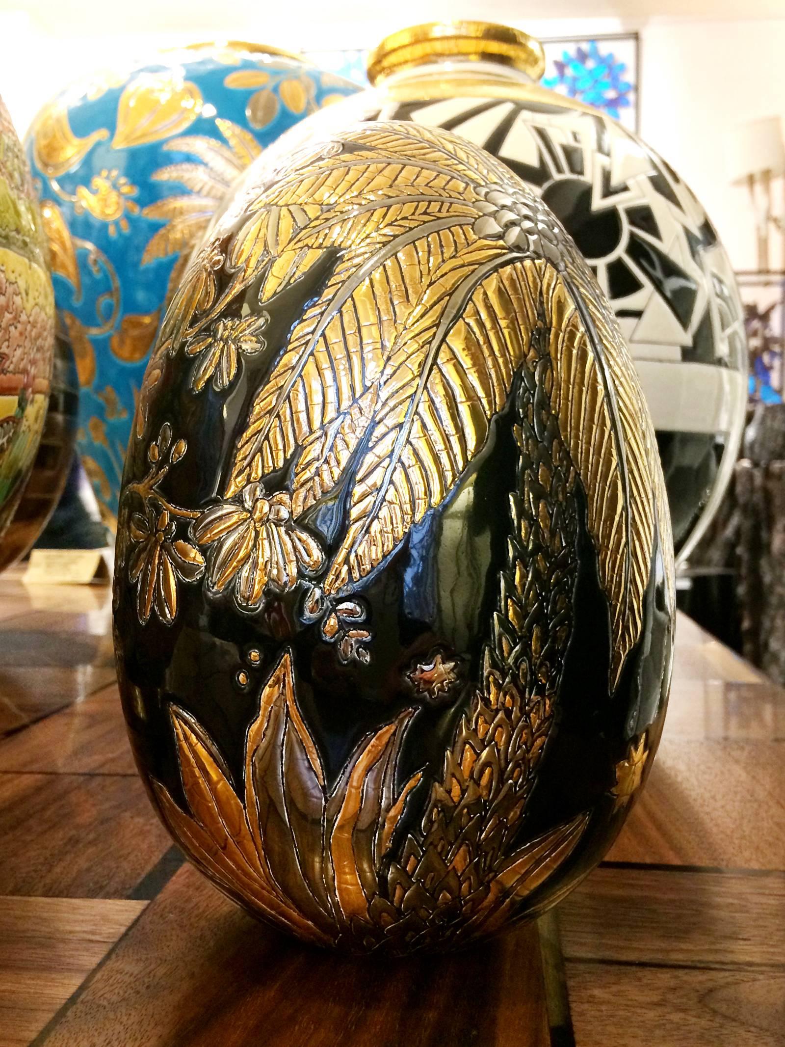 Egg Jungle Dream black and gold,
Emaux de Longwy from France, 2017
Colonial Egg. Earthenware handcrafted.
