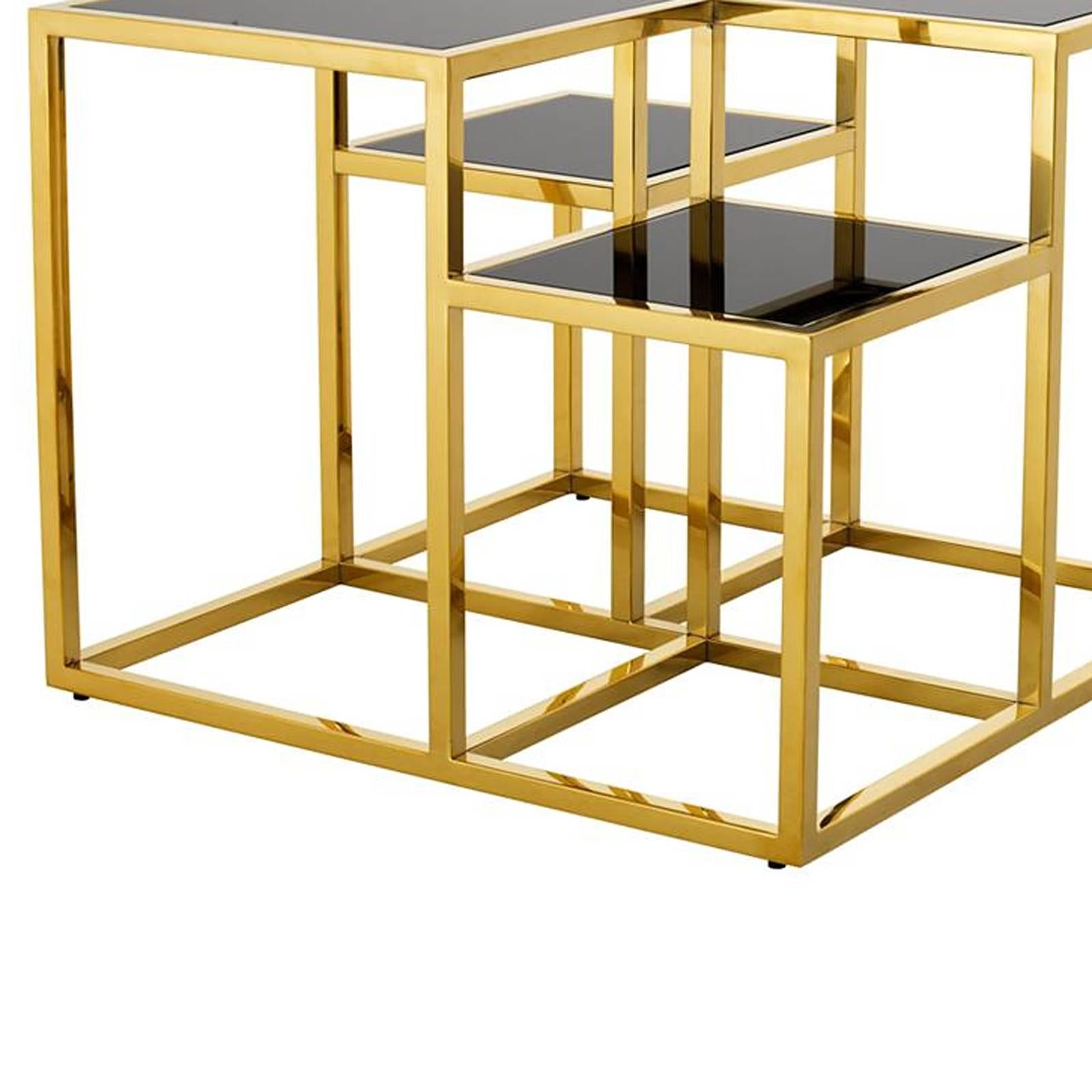 Side table square tops in gold finish,
with smoked glass tops.
also available in polished stainless steel
and smoked glass tops.
