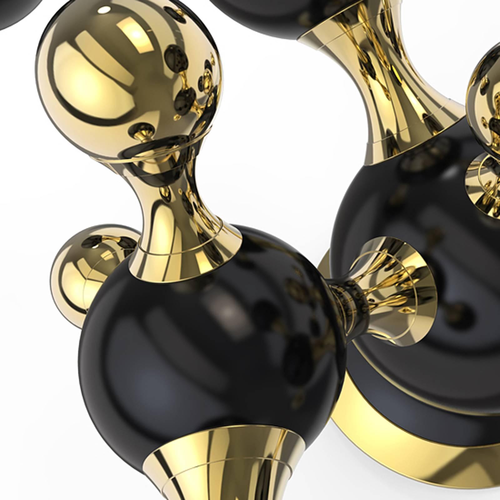 Schwarze Perlen-Tischlampe in glänzender schwarzer Oberfläche und vergoldeter Struktur im Zustand „Neu“ im Angebot in Paris, FR