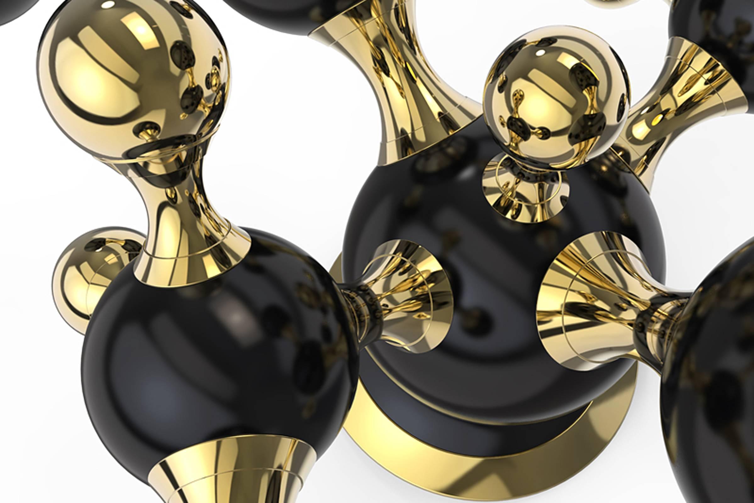 Schwarze Perlen-Tischlampe in glänzender schwarzer Oberfläche und vergoldeter Struktur (Geschwärzt) im Angebot
