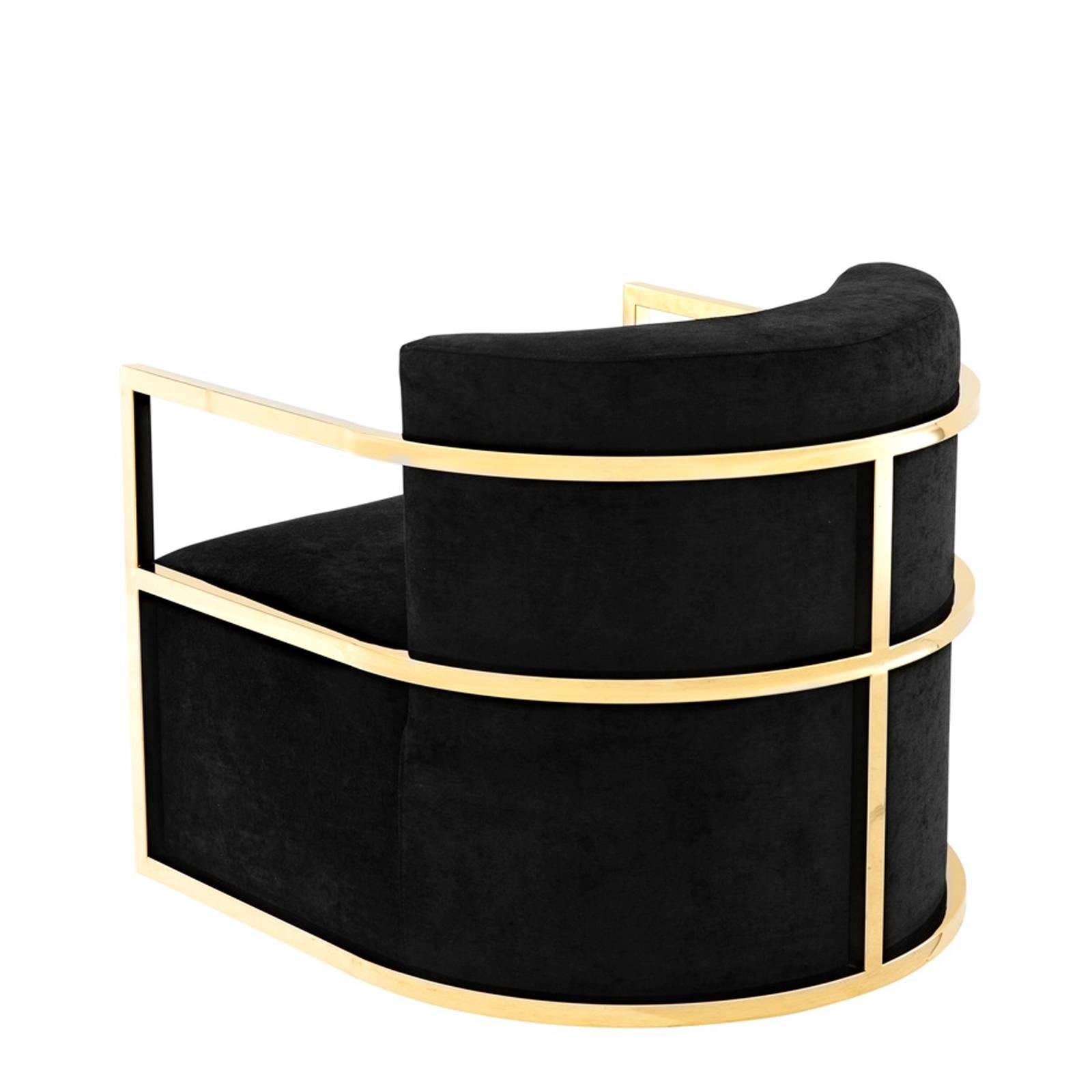 Chinese Arkan Armchair with Black Velvet and Gold Finish
