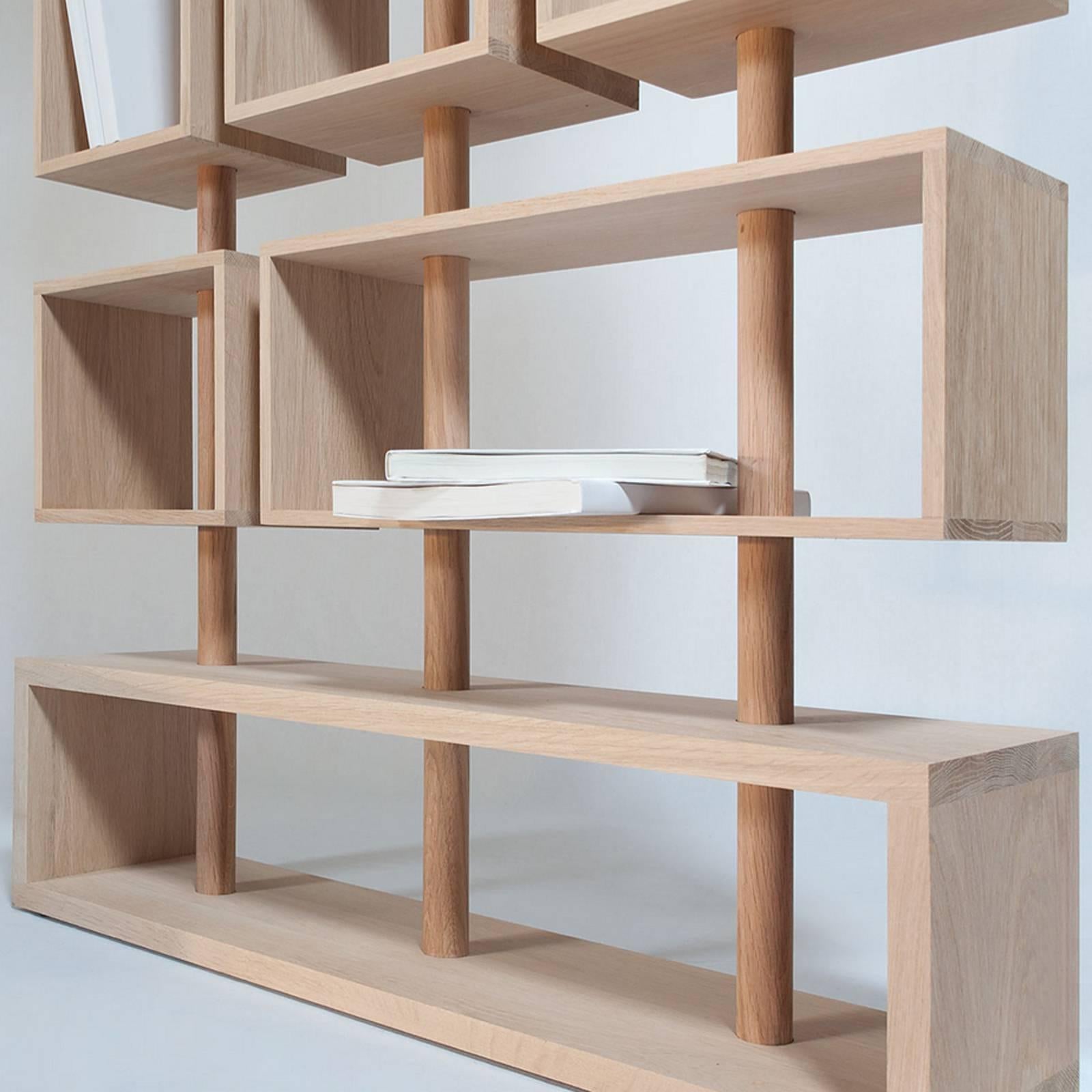 Contemporary Adjustable Bookcase in Solid French Raw Oak For Sale