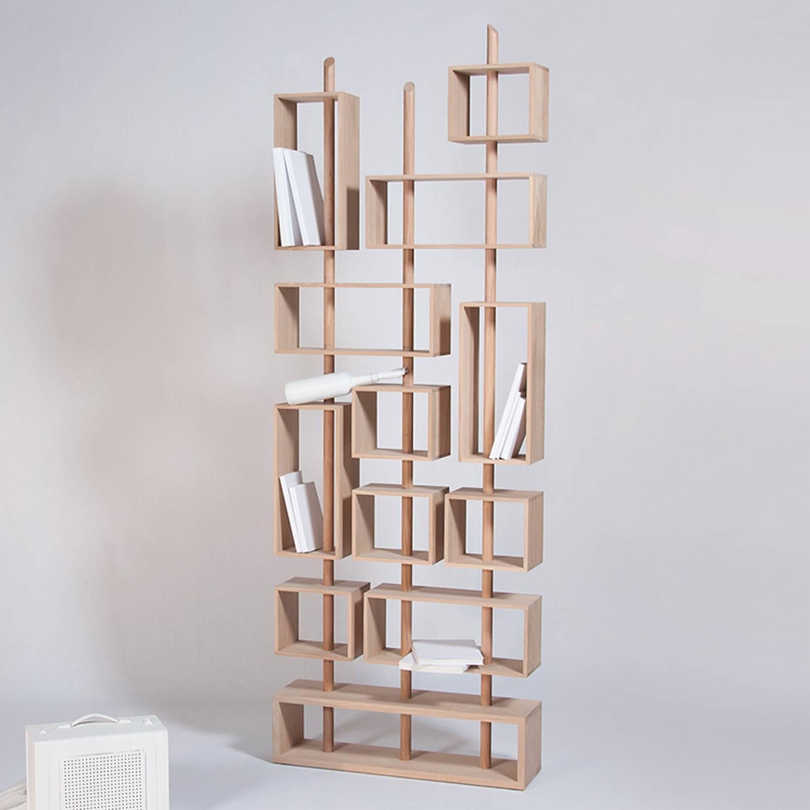 Adjustable Bookcase in Solid French Raw Oak In Excellent Condition For Sale In Paris, FR