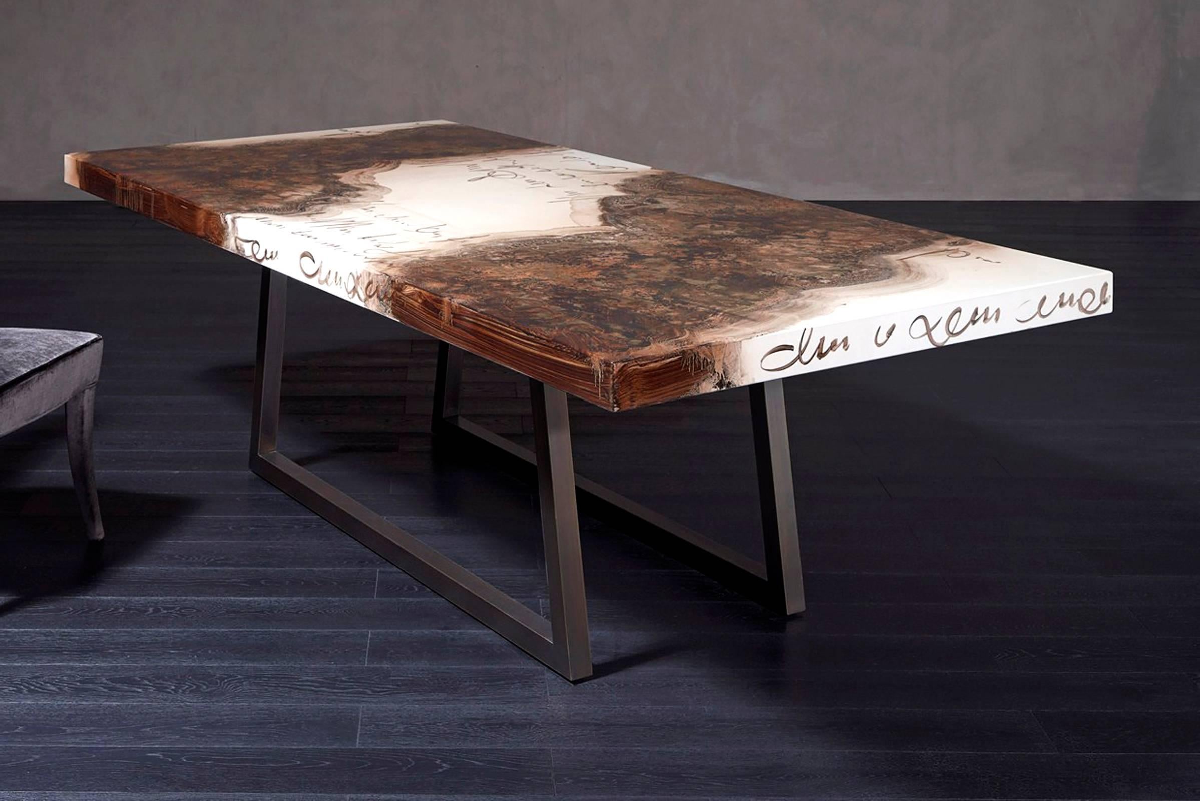 Creatis Table Hand-Painted Lacquered Solid Wood In Excellent Condition For Sale In Paris, FR