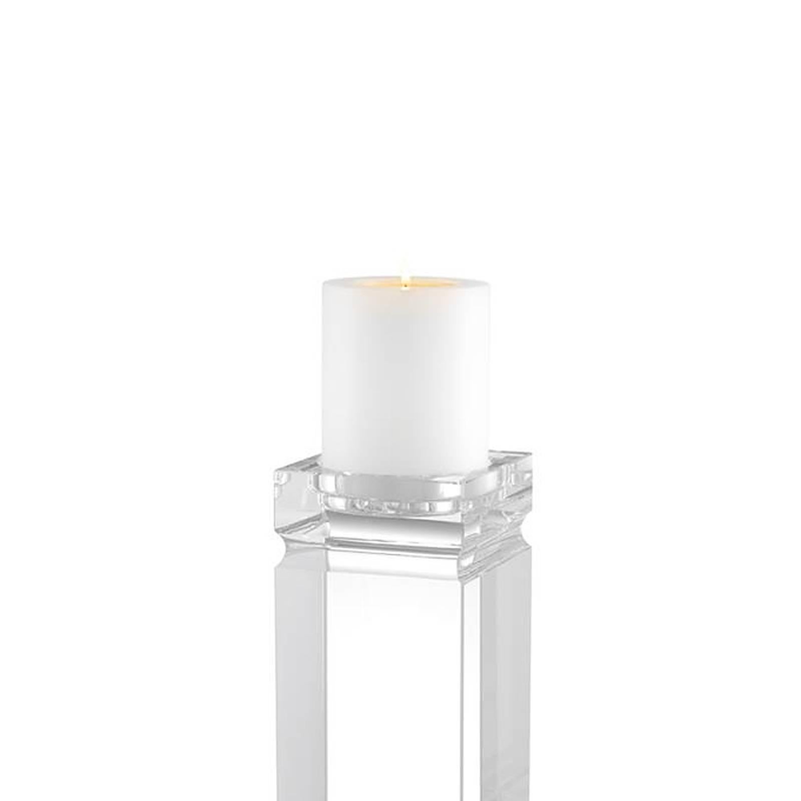 Candleholder crystal tour M in crystal galss.
Measures: L 12 x 12 x 31. Price 690,00€
Also available in crystal tour L, L 12.5 x D 12.5 x H 40 cm.
Price : 790,00€
Candle not included.
