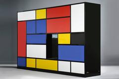 Enfilade haute laqué avec 16 tiroirs réglables Le Mondrian