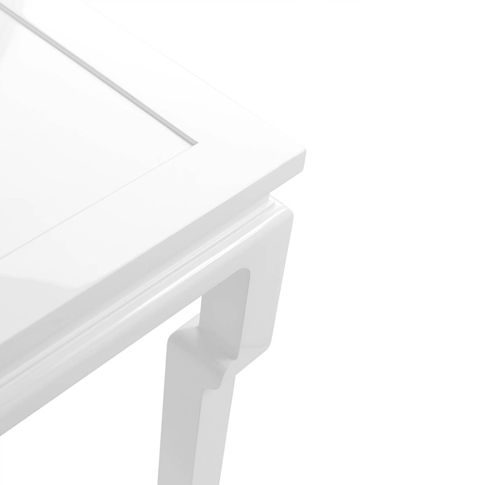Bengal Side Table in White Lacquered Mahogany Wood 1