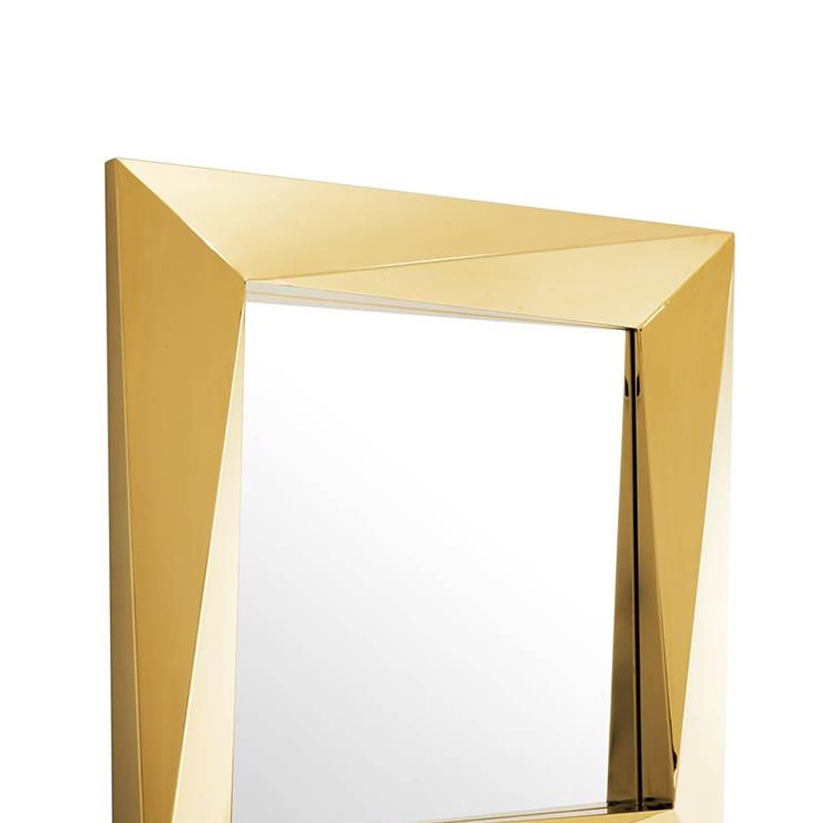 Mirror Axis square with mirror glass and frame in gold finish
or frame in polished stainless steel.
Also available in Axis rectangular mirror in gold finish
or in polished stainless steel.
