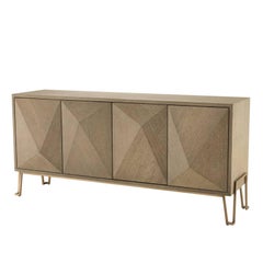 Catalaga Sideboard aus gewaschenem Eichenholzfurnier und Messingausführung