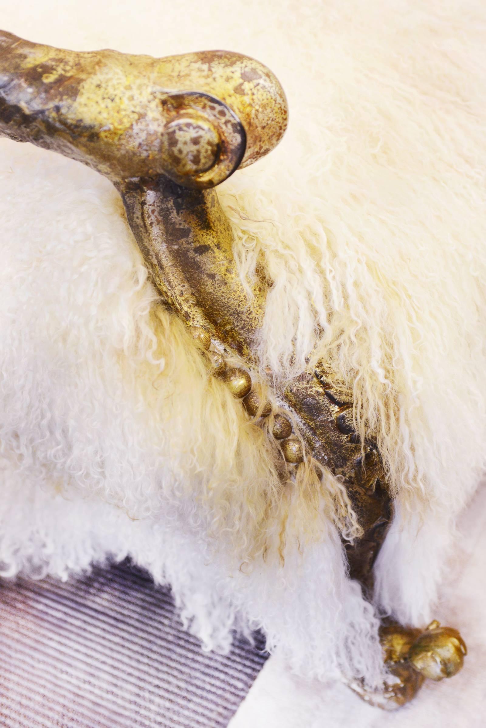 Tagesbett aus mongolischer Lammwolle im Angebot 3