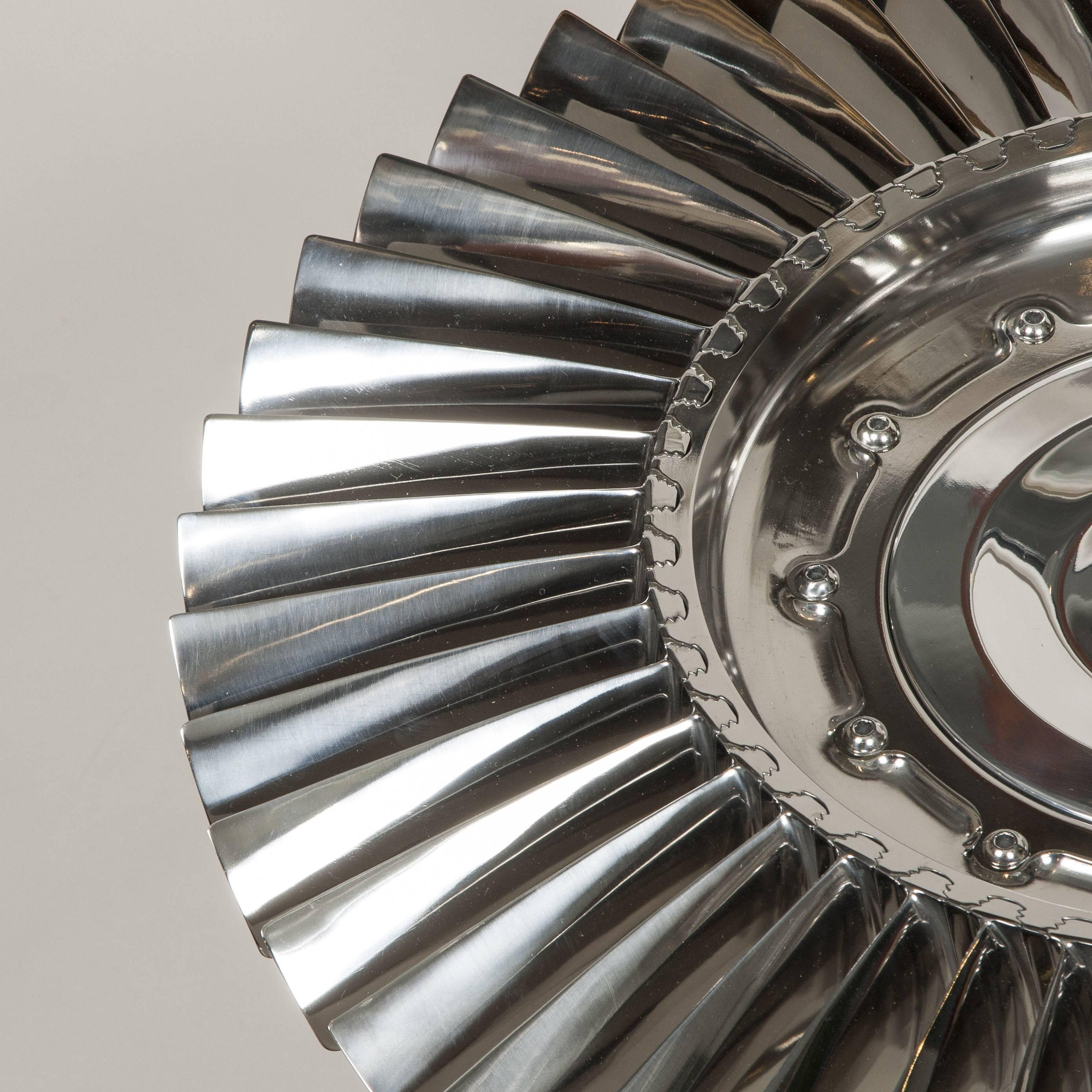 Double Turbine Rolls-Royce Coffee Table from Pegasus Fighter Engine In Excellent Condition In Paris, FR