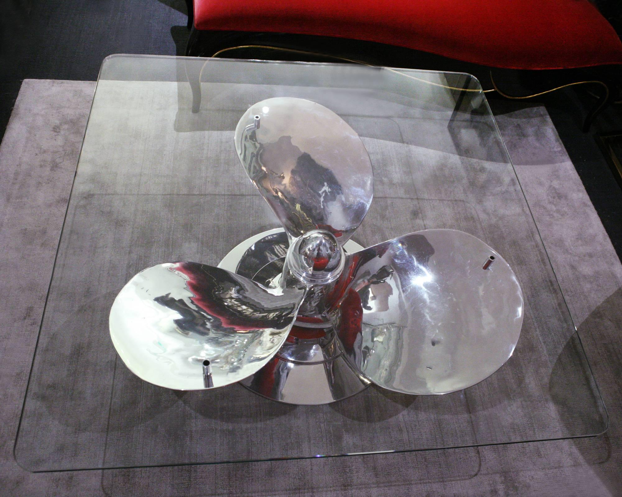 Américain Table basse Navy Boat Patrol Propeller à vis de table en vente