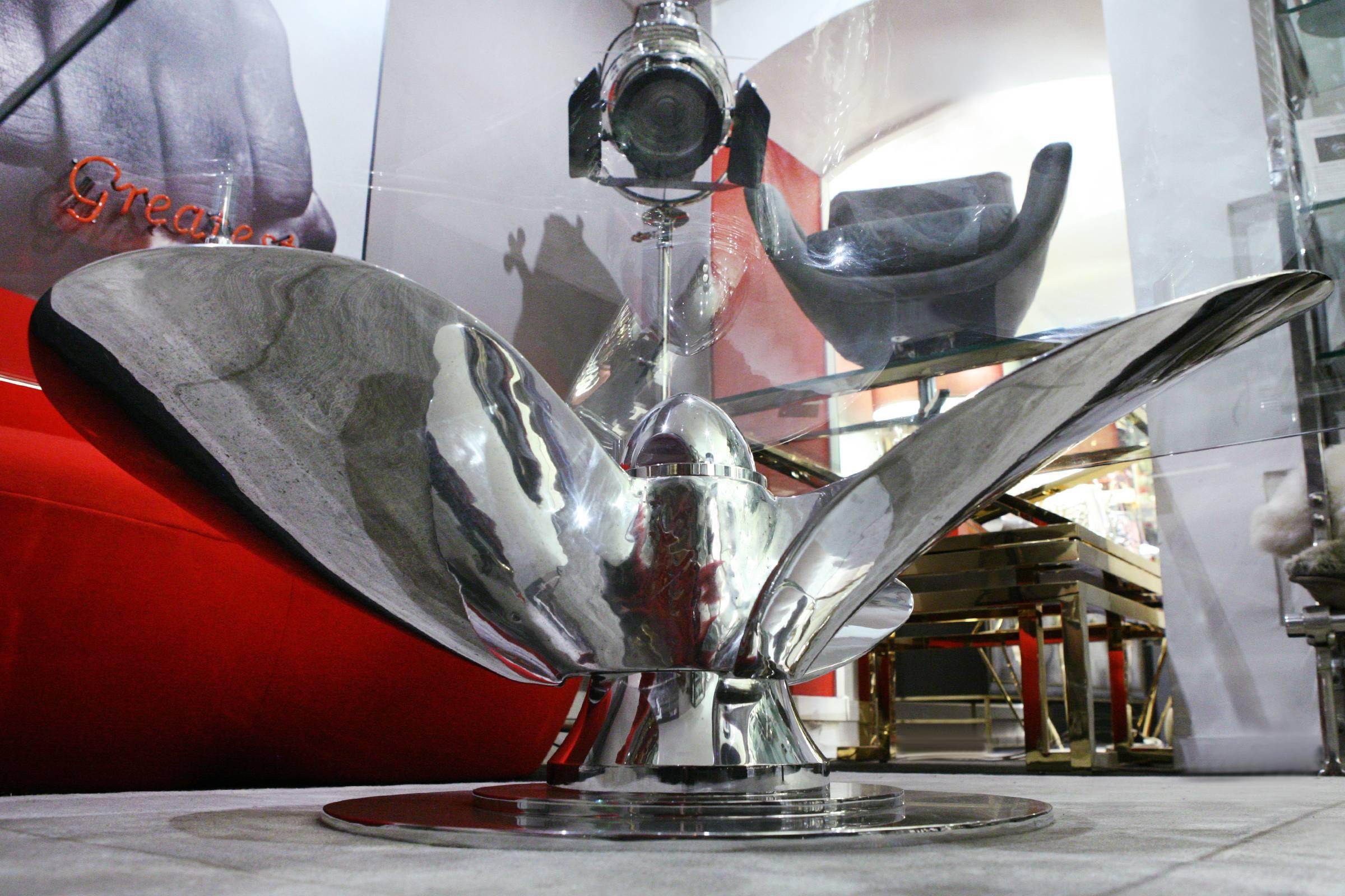 Aluminium Table basse Navy Boat Patrol Propeller à vis de table en vente