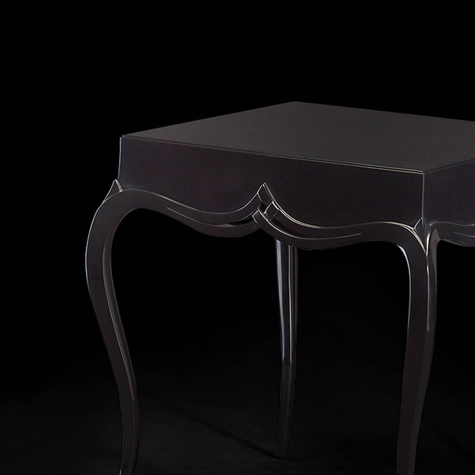 Stormy Side Table or Nightstand in Black Veneered Solid Mahogany For Sale 1