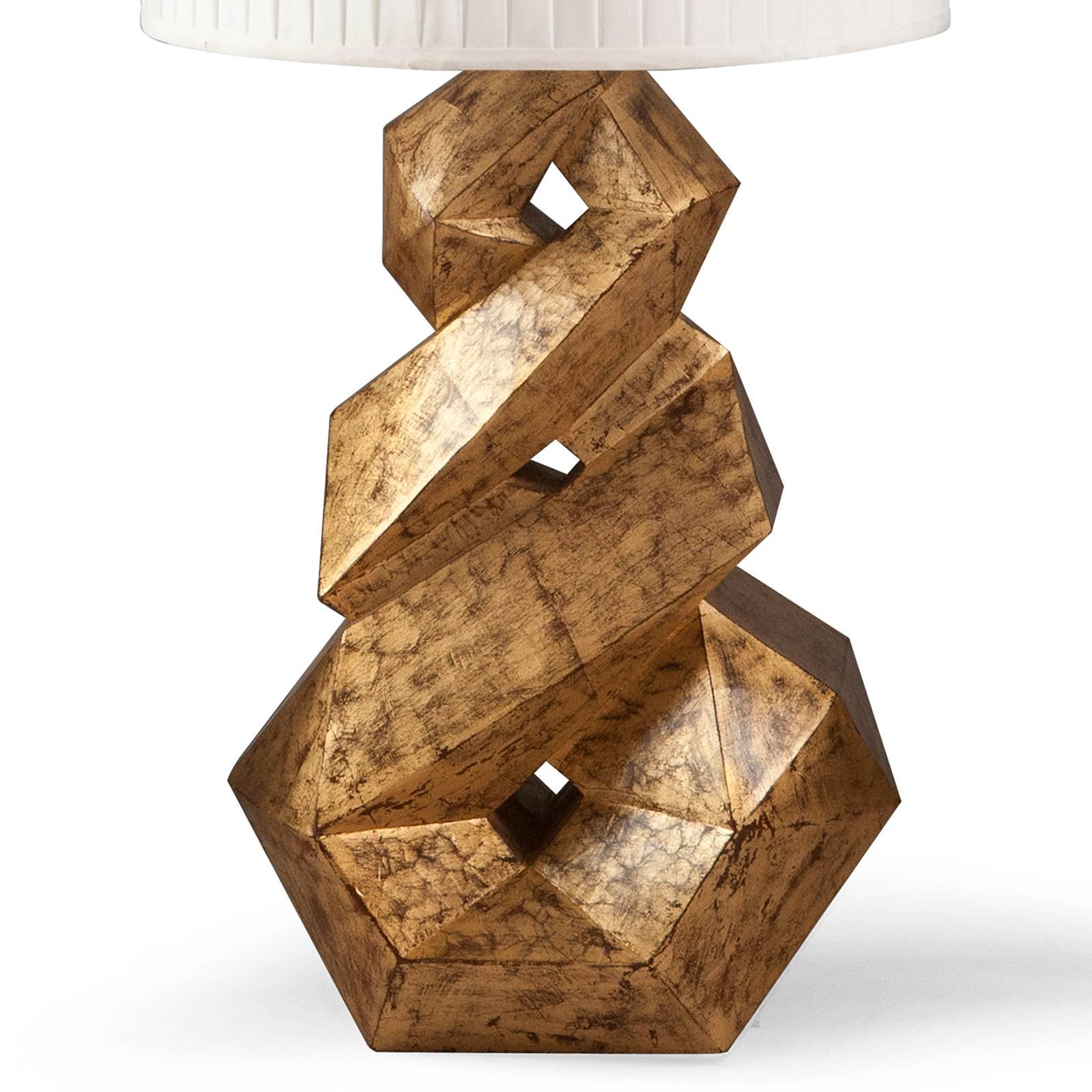 Artemus Table Lamp with Hand-Carved Solid Wood Base In Excellent Condition For Sale In Paris, FR